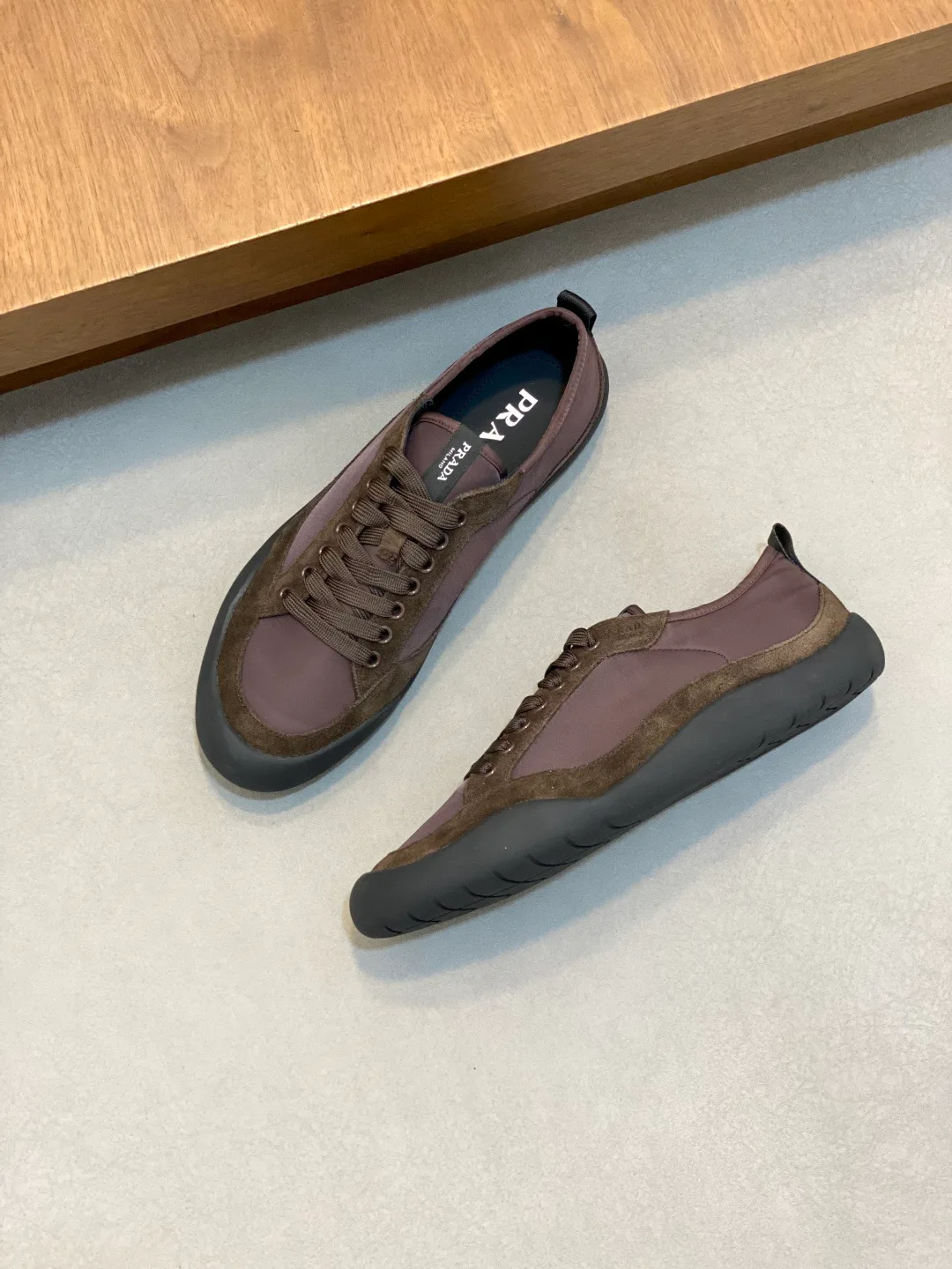 Кроссовки Мужские Prada 12621306