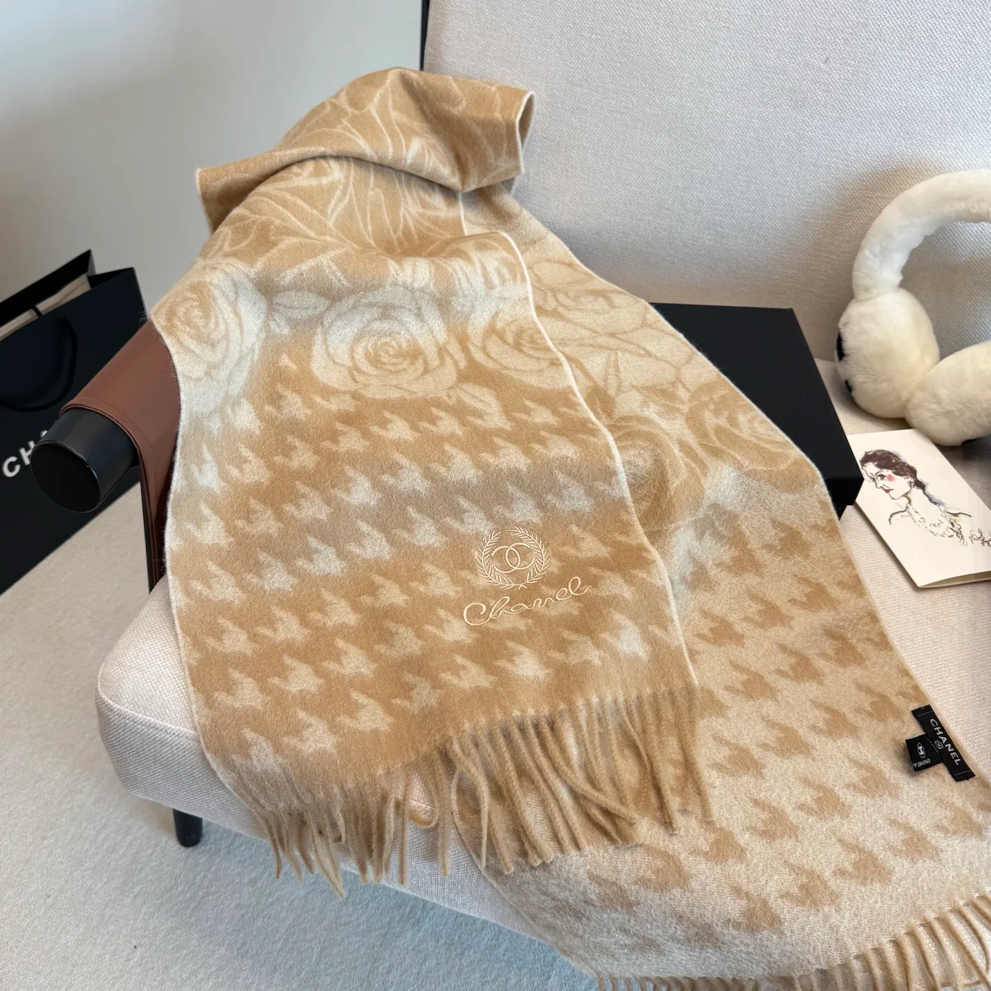 Шарфы Chanel 832090