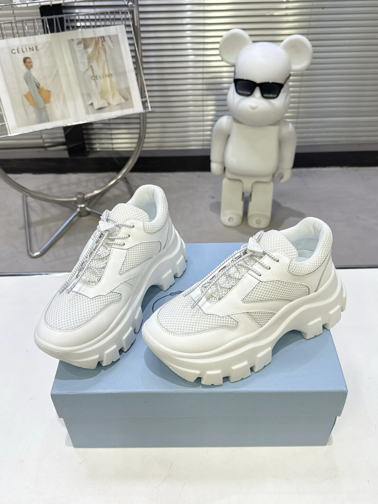 Кроссовки Женские Prada 17371777