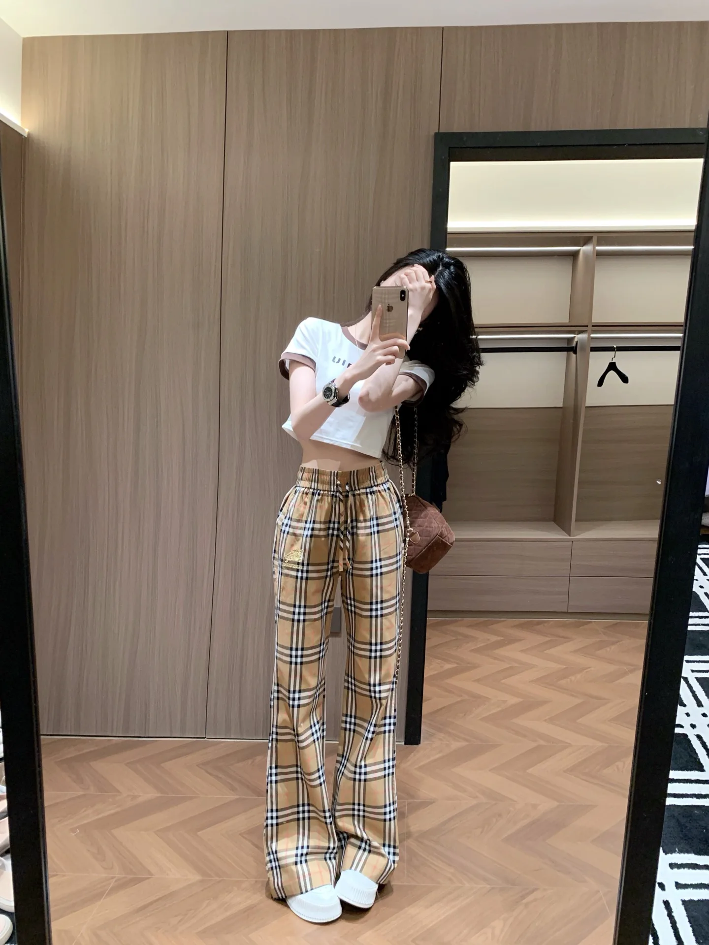 Брюки Женские Burberry 11249903