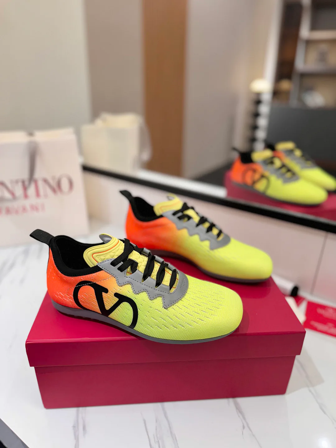 Кроссовки Мужские Valentino 9175