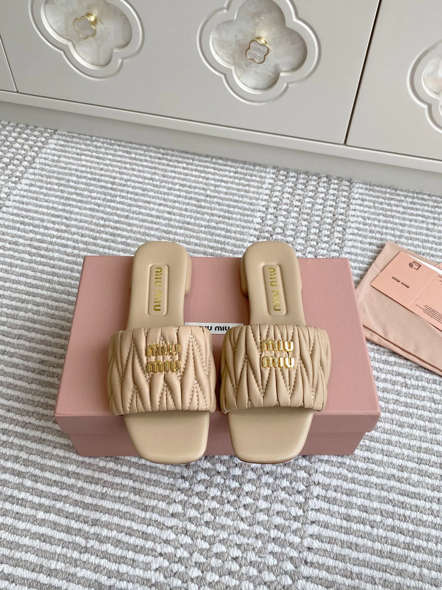 Шлепанцы Женские Miu Miu 11701940