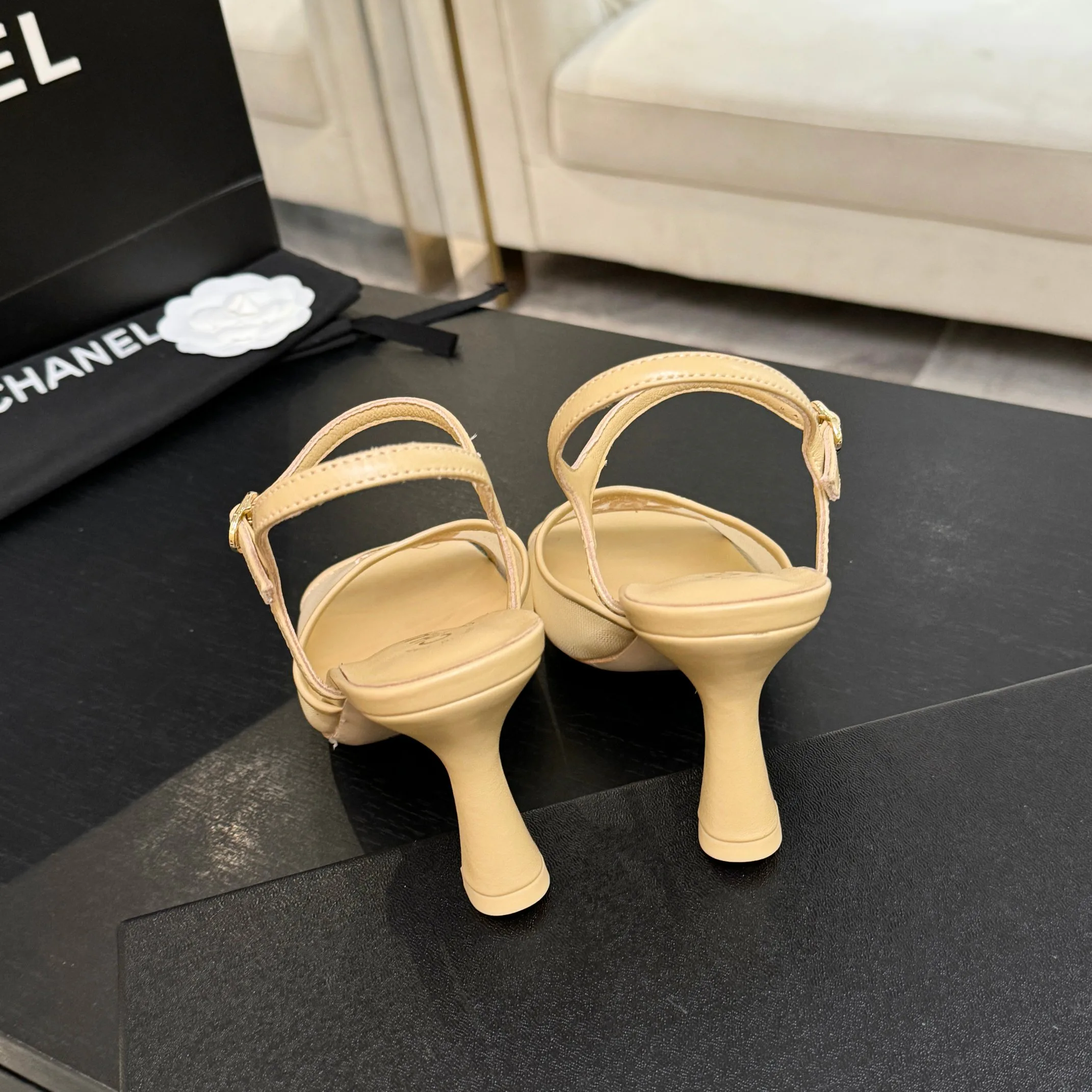 Босоножки Женские Chanel 17657697