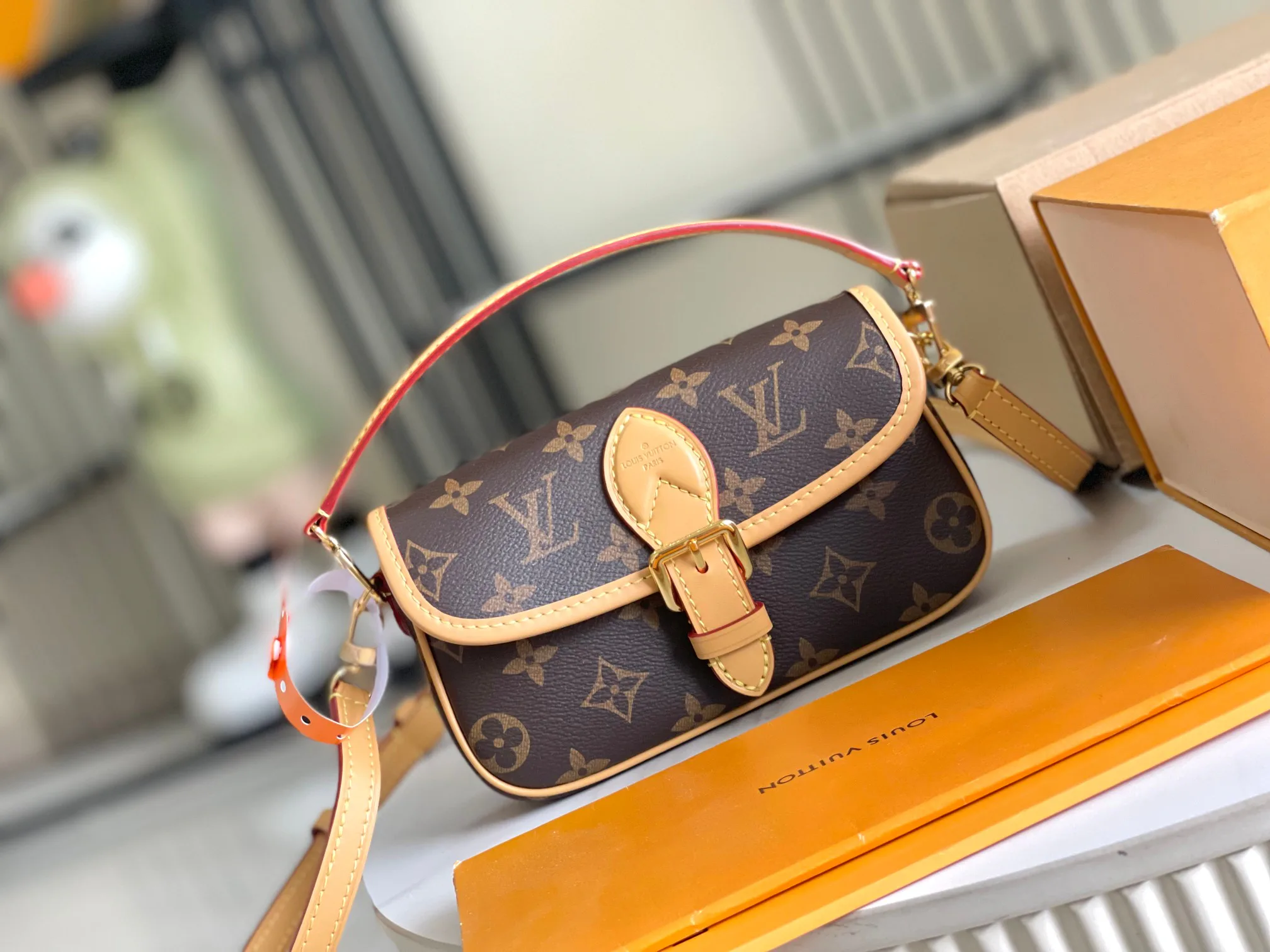 Классические Сумки Женские Louis Vuitton 13394395