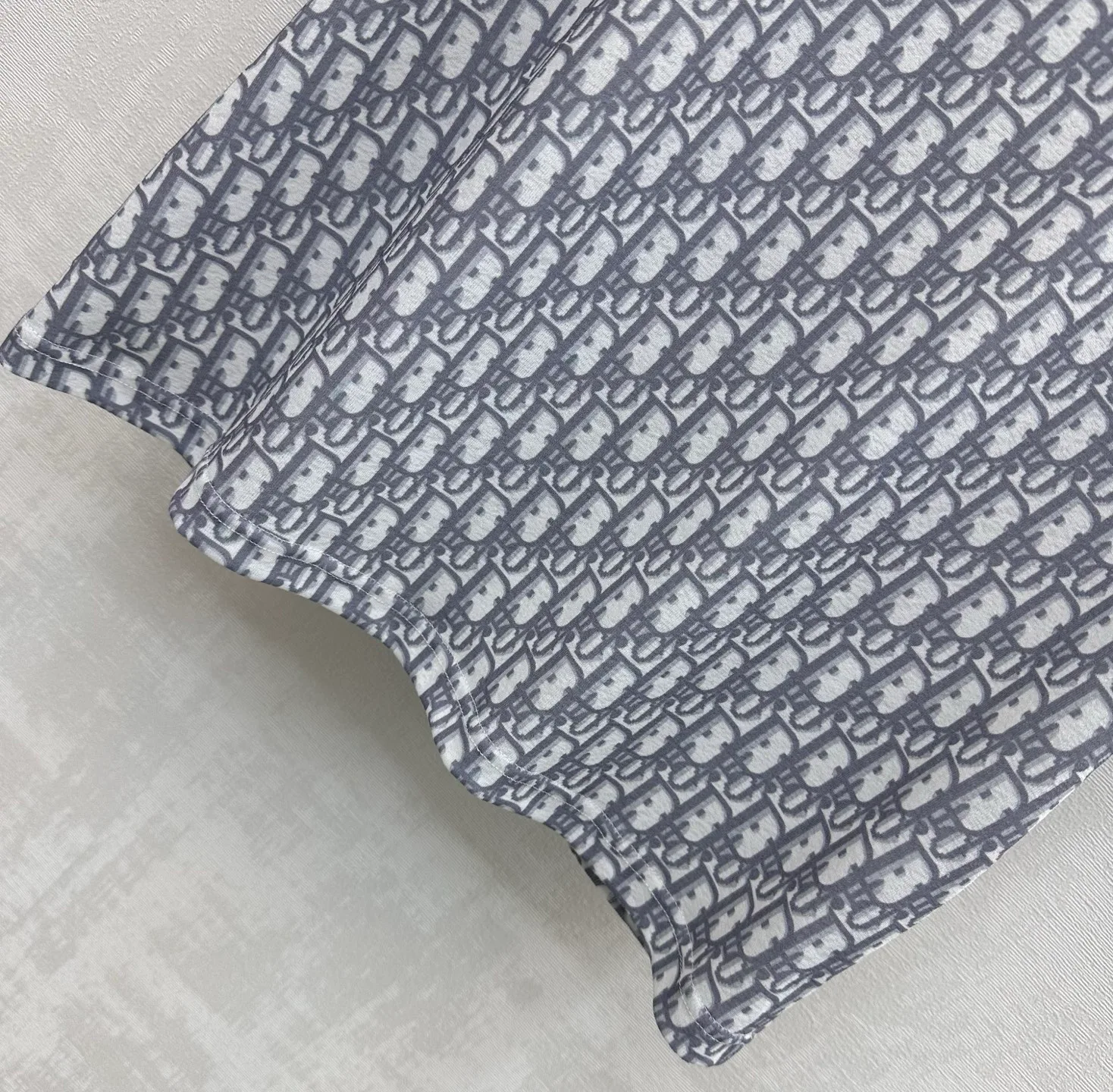 Футболки Женские Christian Dior 11480560