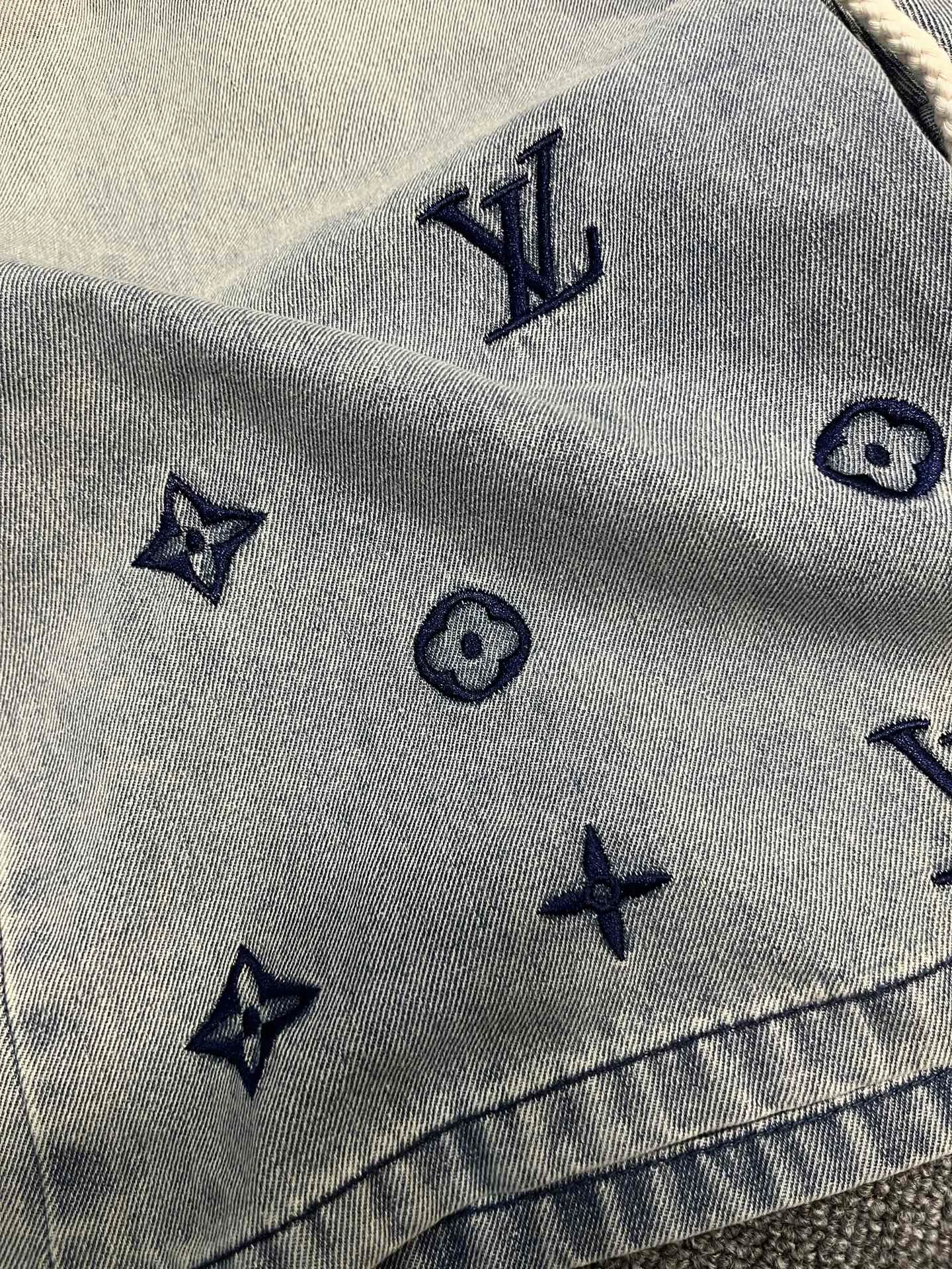Шорты Мужские Louis Vuitton 12640993