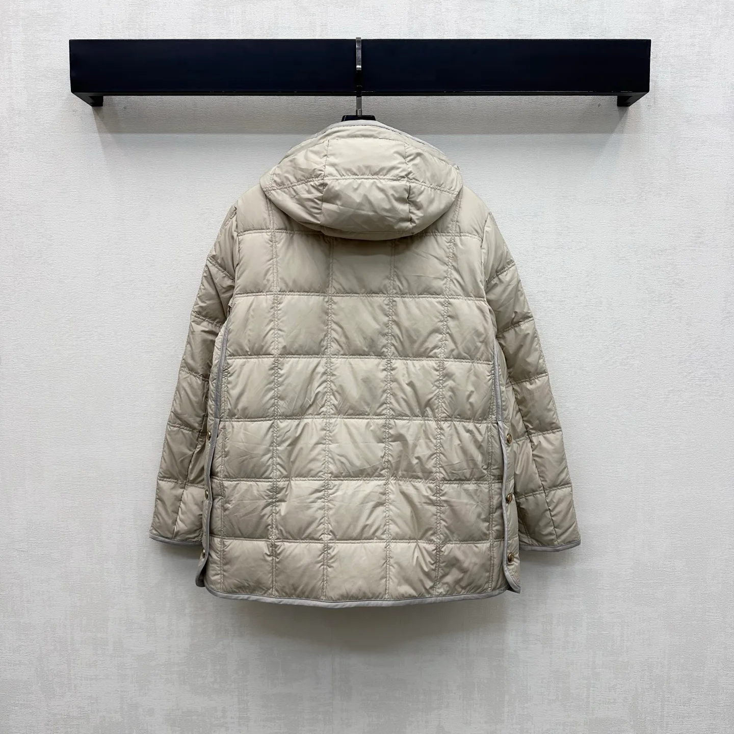 Куртки И Пуховики Женские Moncler 18555768