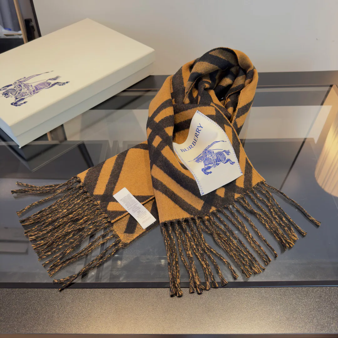 Шарфы Burberry 1303438