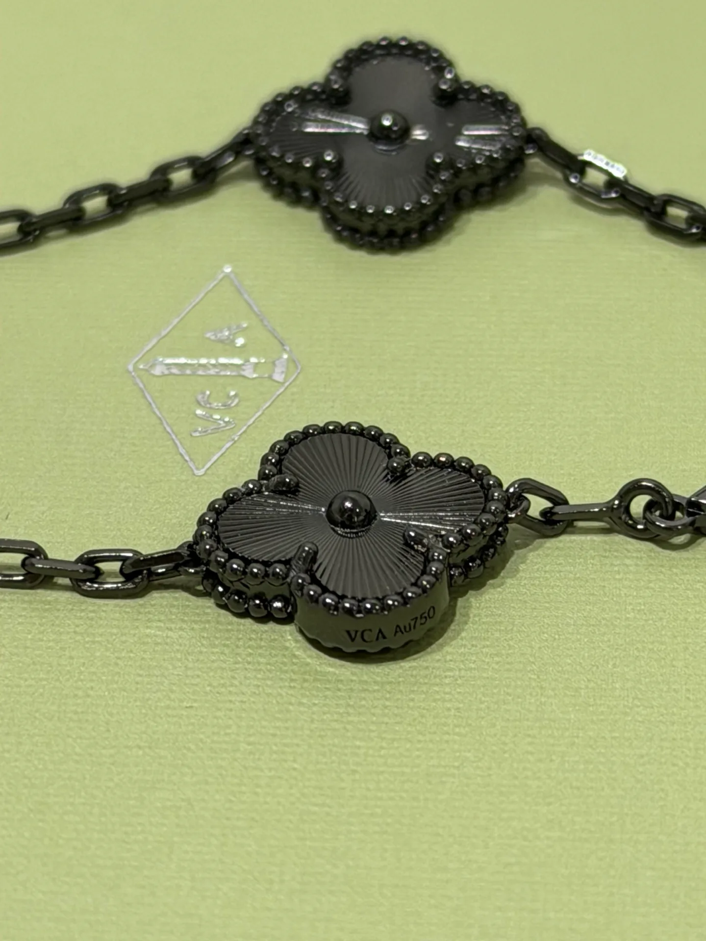 Бижутерия Van Cleef & Arpels 18123012