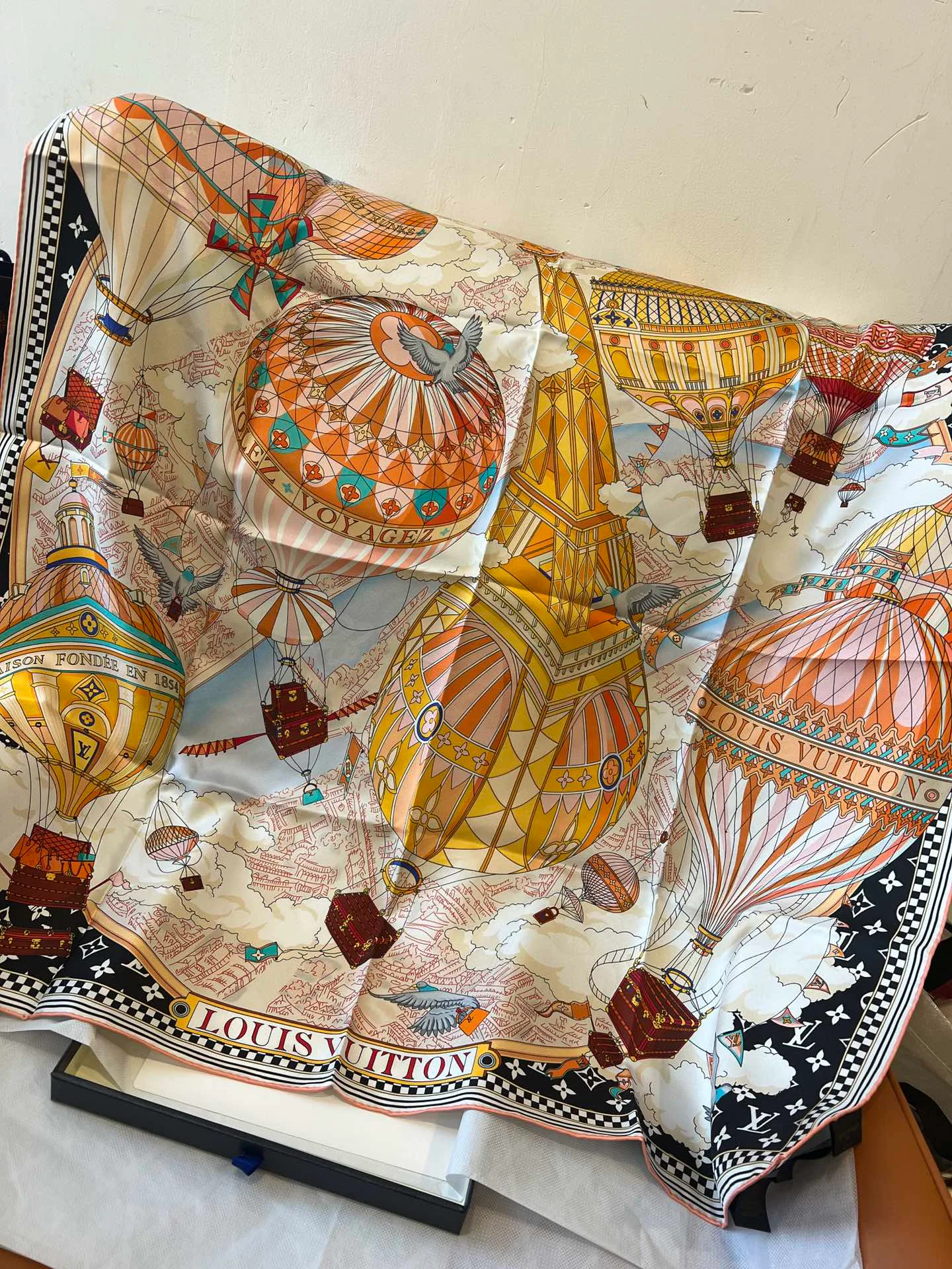 Платки Louis Vuitton 185652