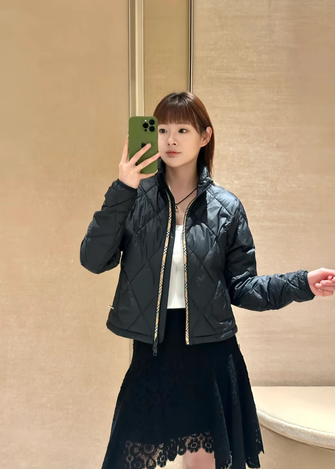 Куртки И Пуховики Женские Burberry 18380333