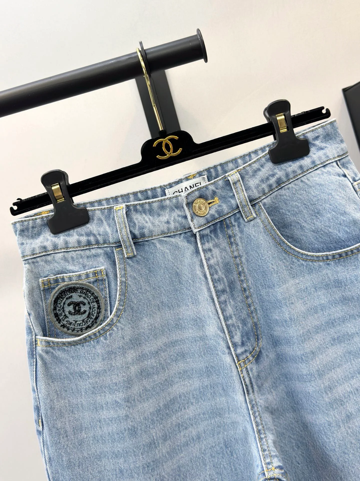 Джинсы Женские Chanel 18742293