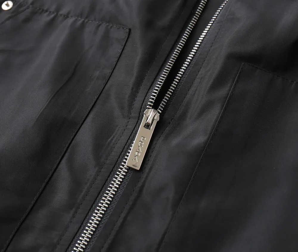 Куртки И Пуховики Мужские Prada 12713889