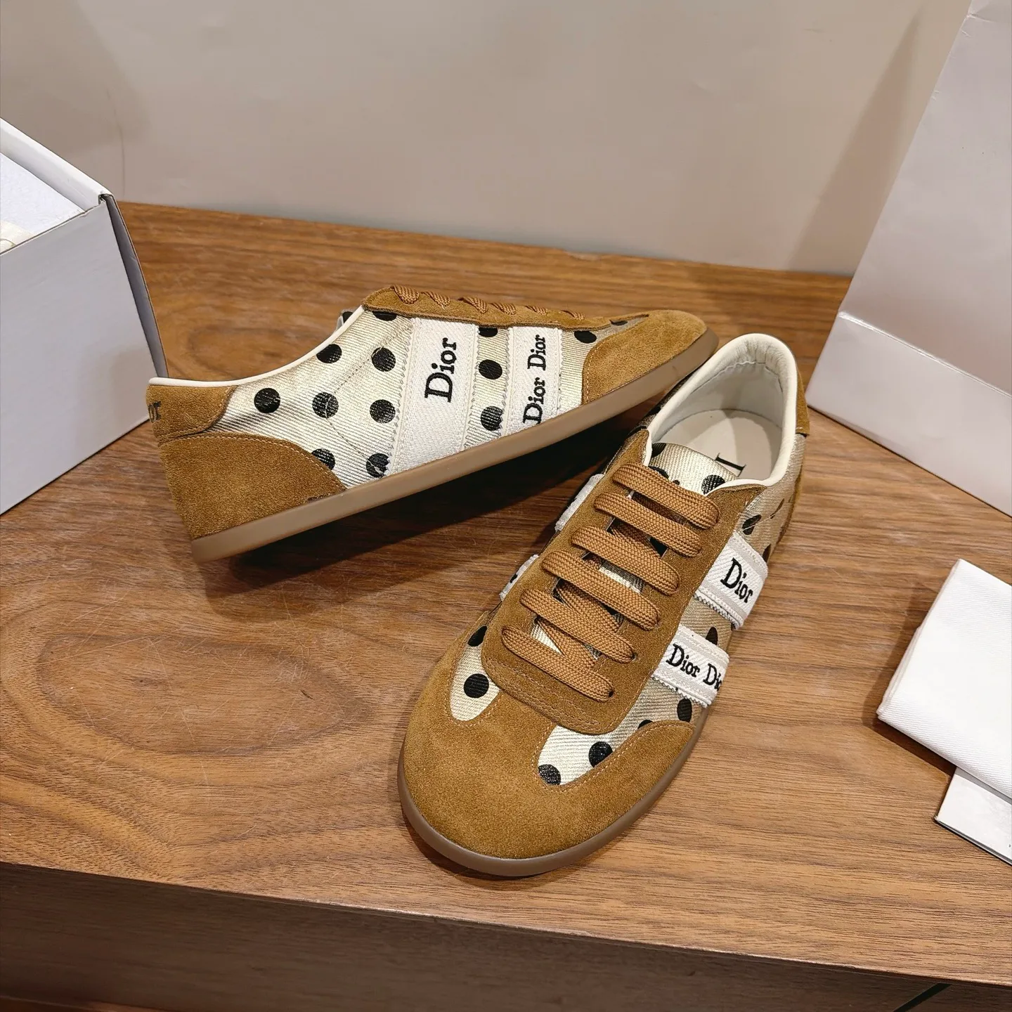 Кроссовки Женские Christian Dior 18738672