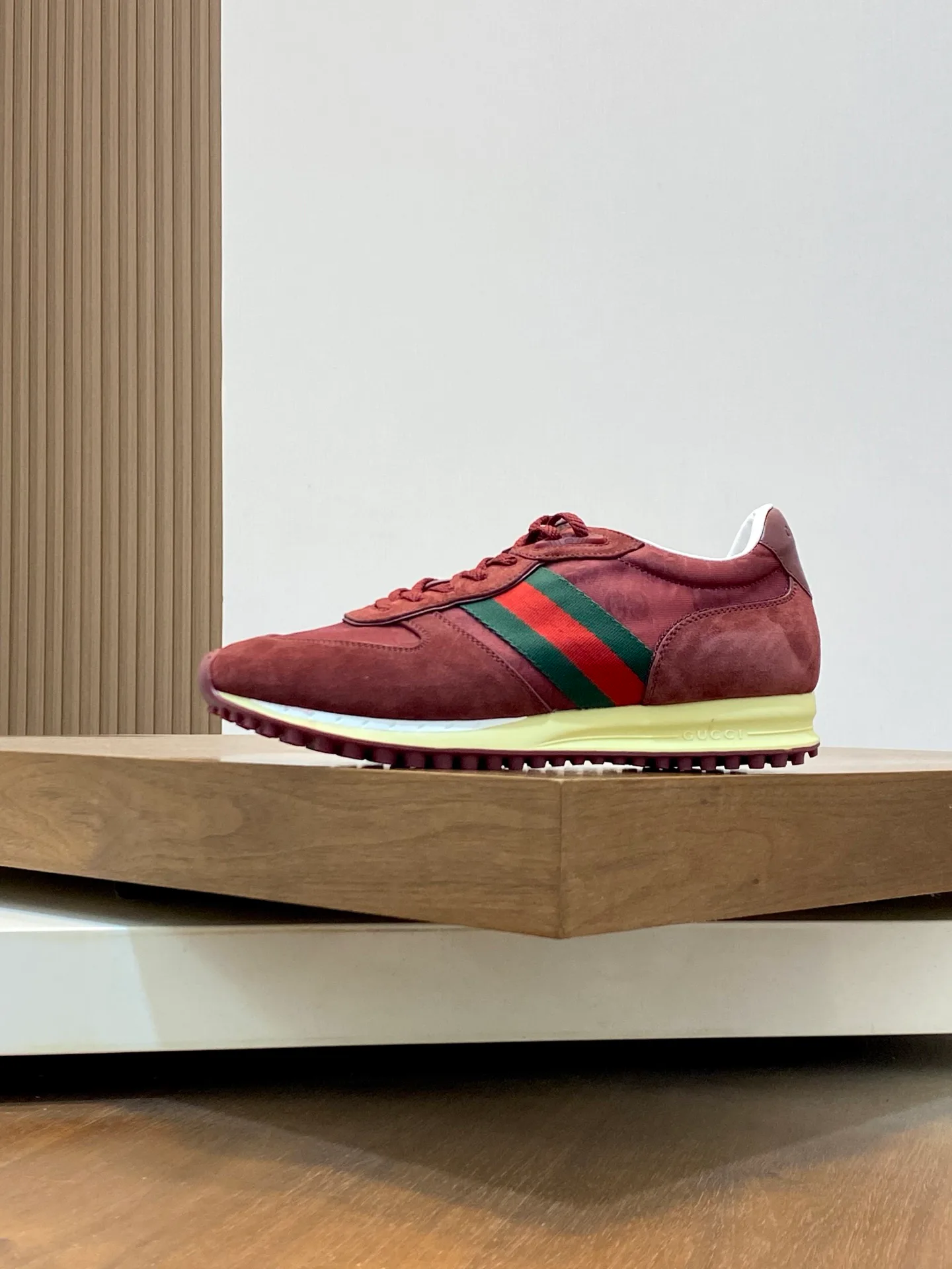 Кроссовки Мужские Gucci 13182411