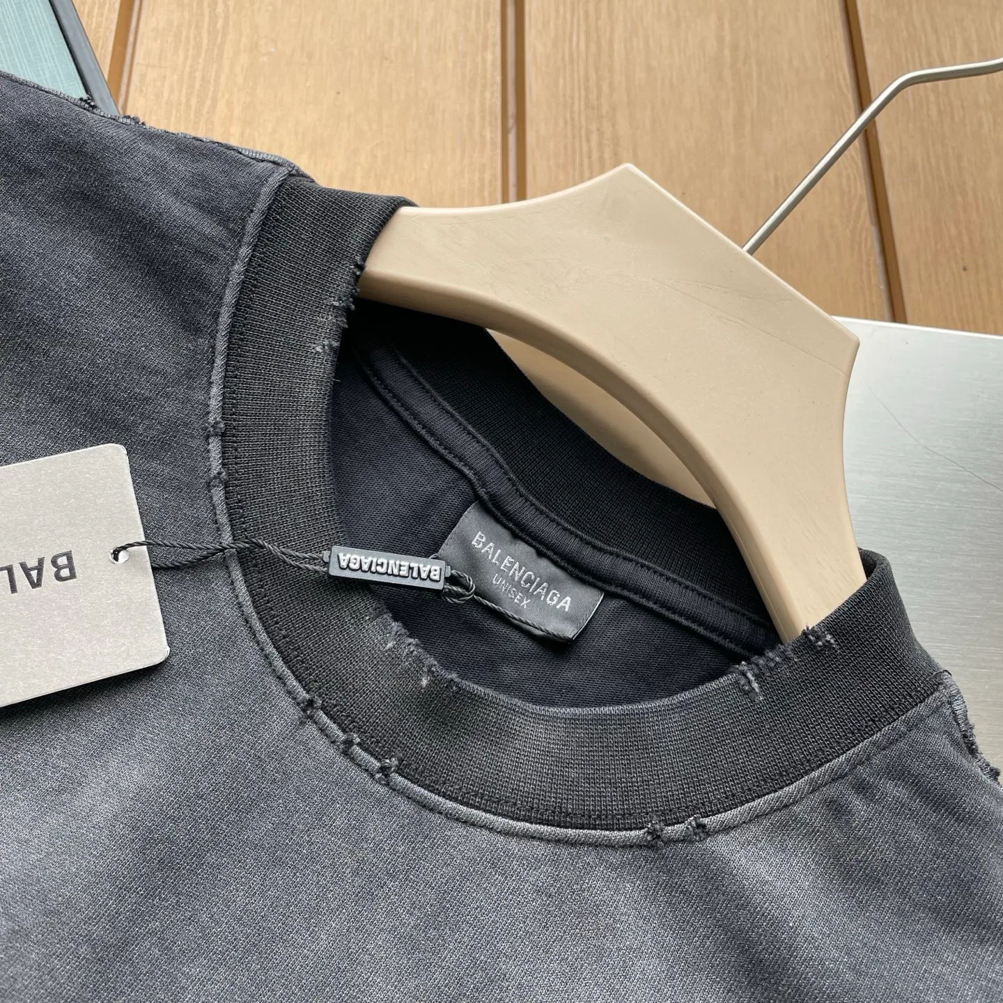 Футболки Женские Balenciaga 10937989