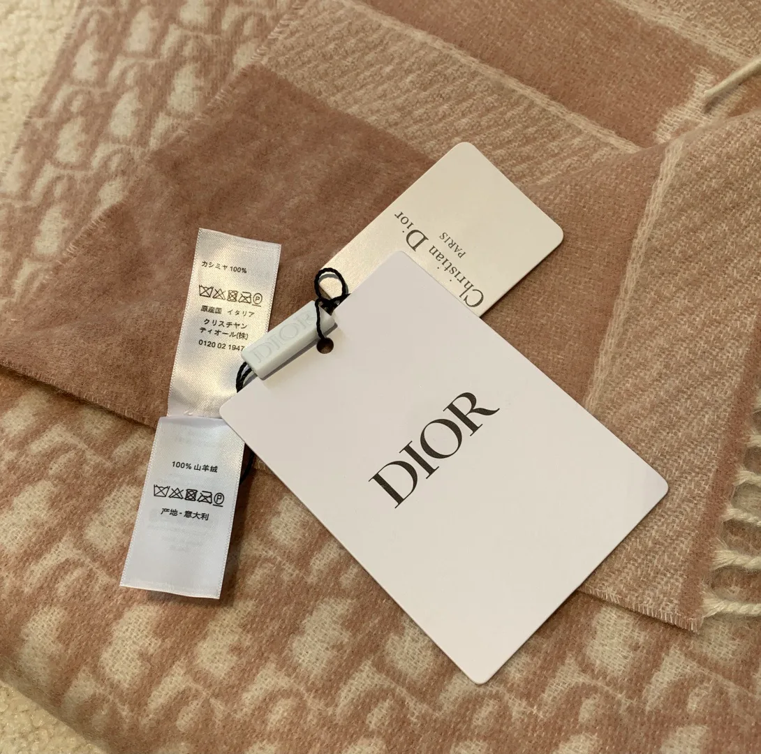 Шарфы Christian Dior 18659663