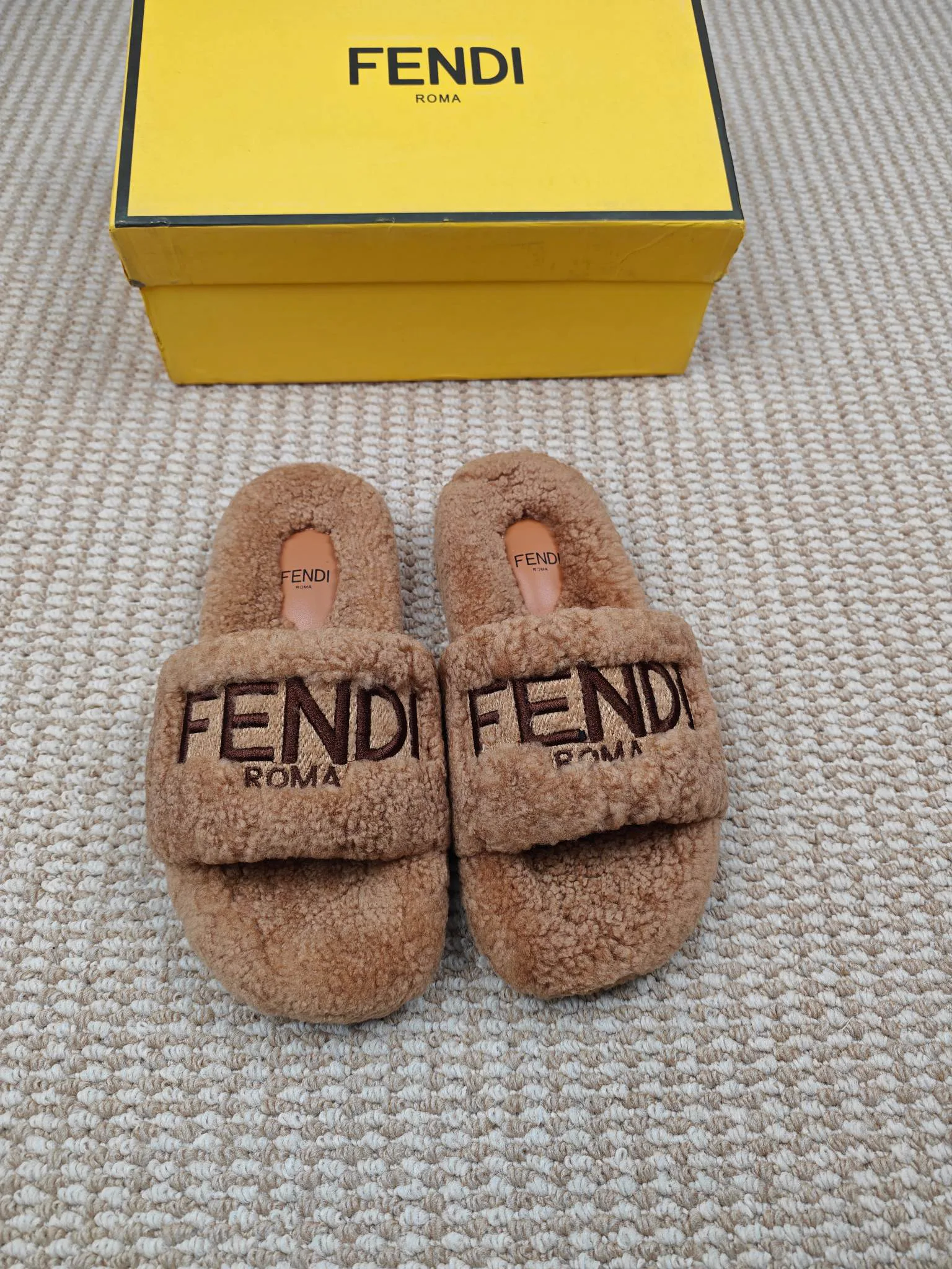Тапочки Женские Fendi 5275798