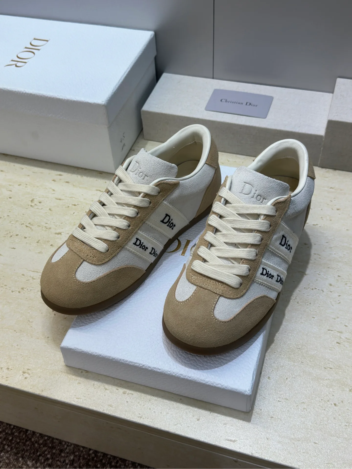 Кроссовки Женские Christian Dior 17612351