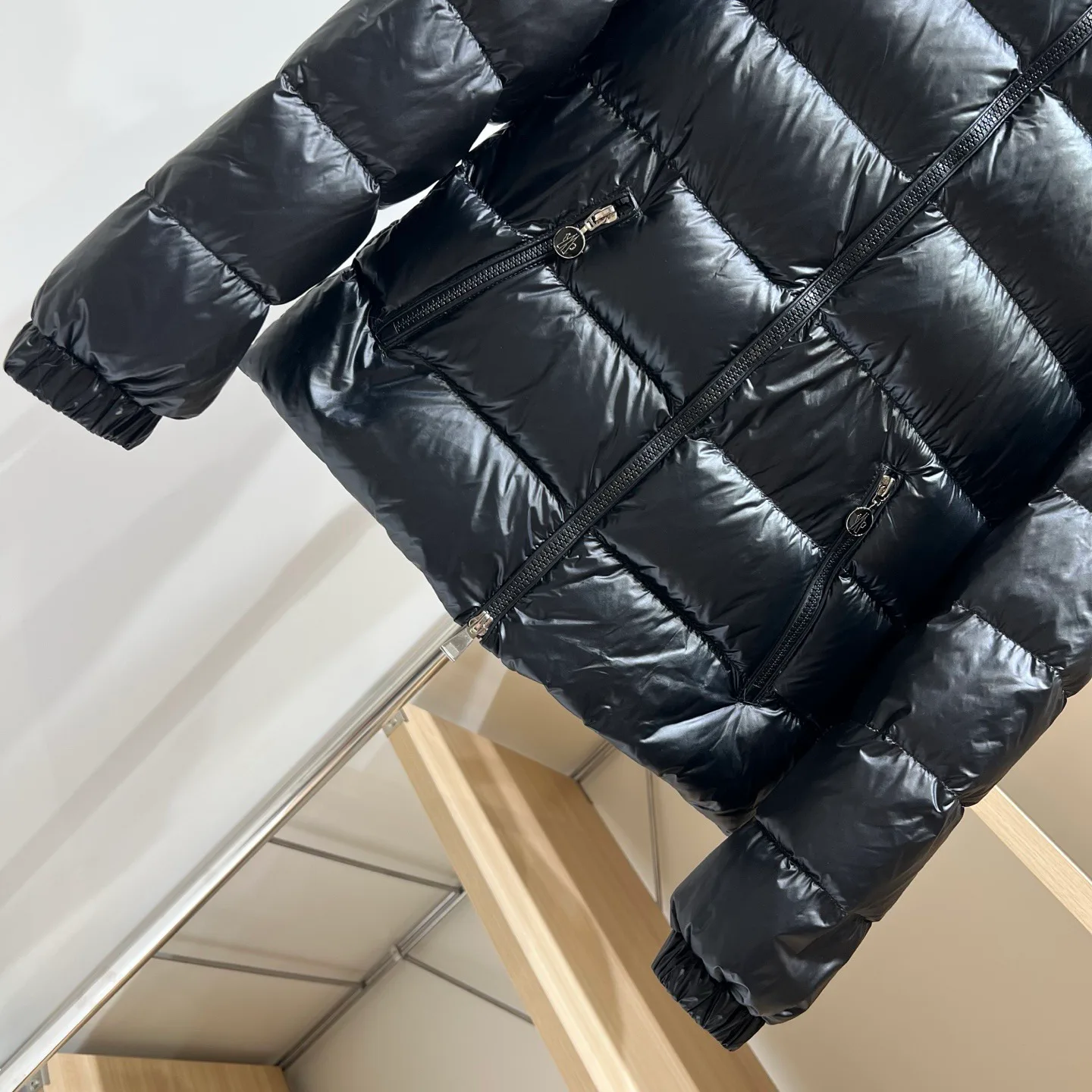 Куртки И Пуховики Женские Moncler 18032036