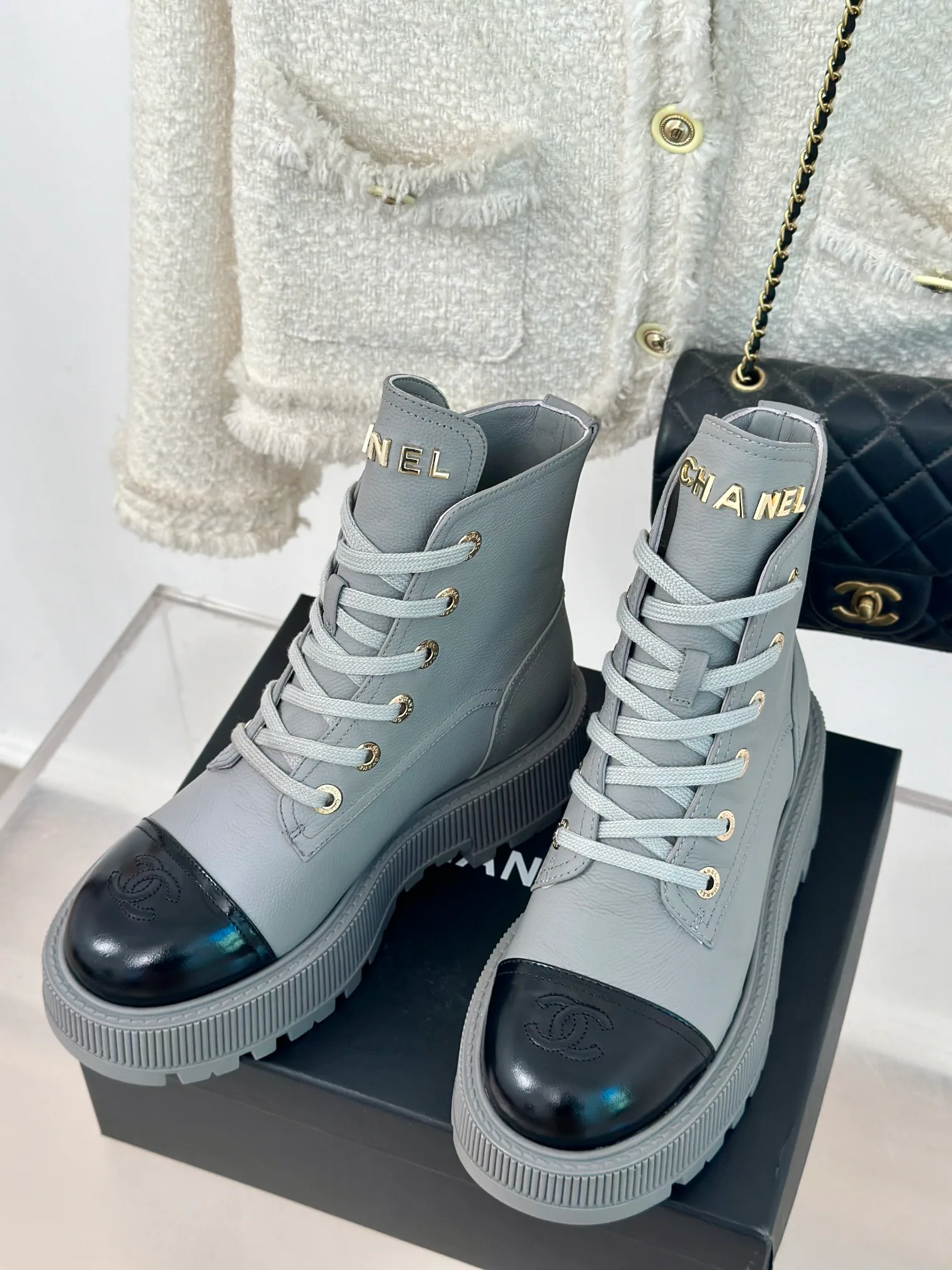 Ботинки Женские Chanel 18154359