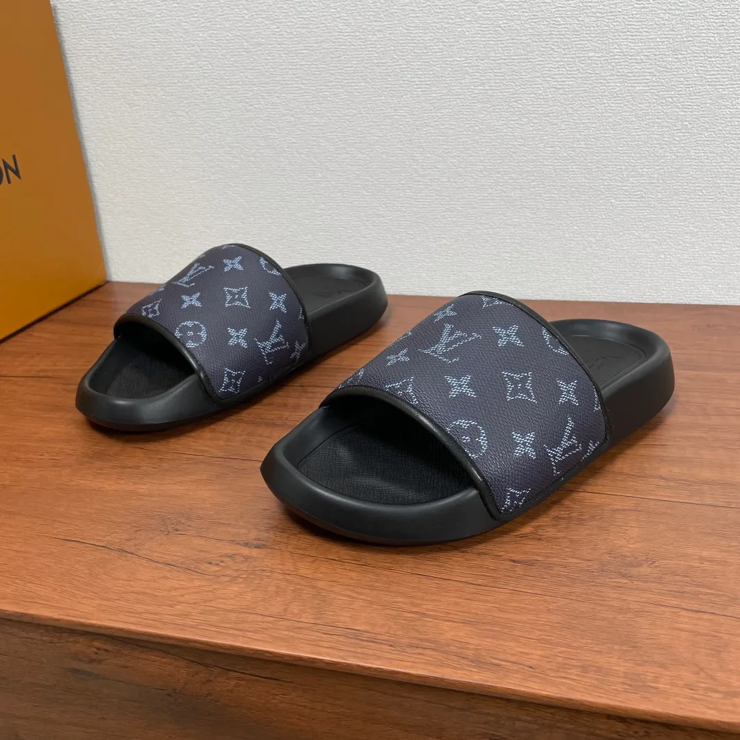 Шлепанцы Женские Louis Vuitton 74080