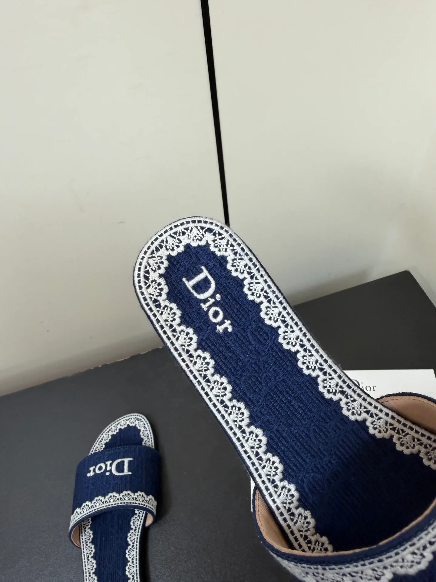 Шлепанцы Женские Christian Dior 565533