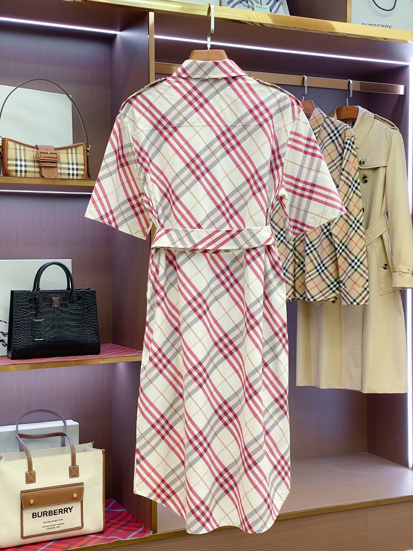 Платья Женские Burberry 17361070