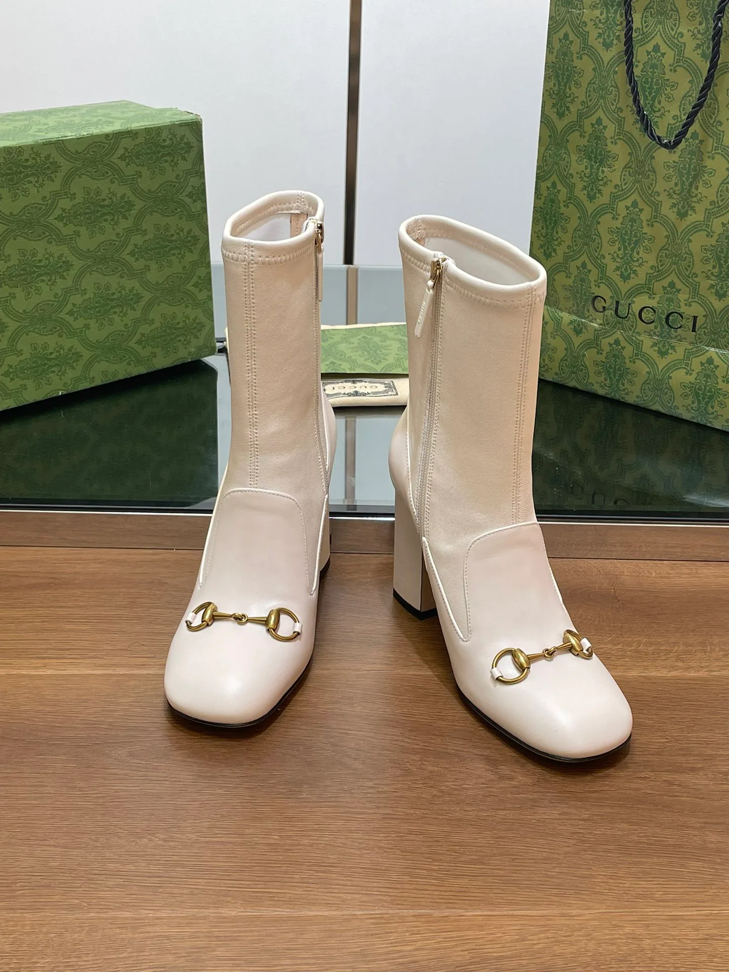 Ботильоны Женские Gucci 18083285