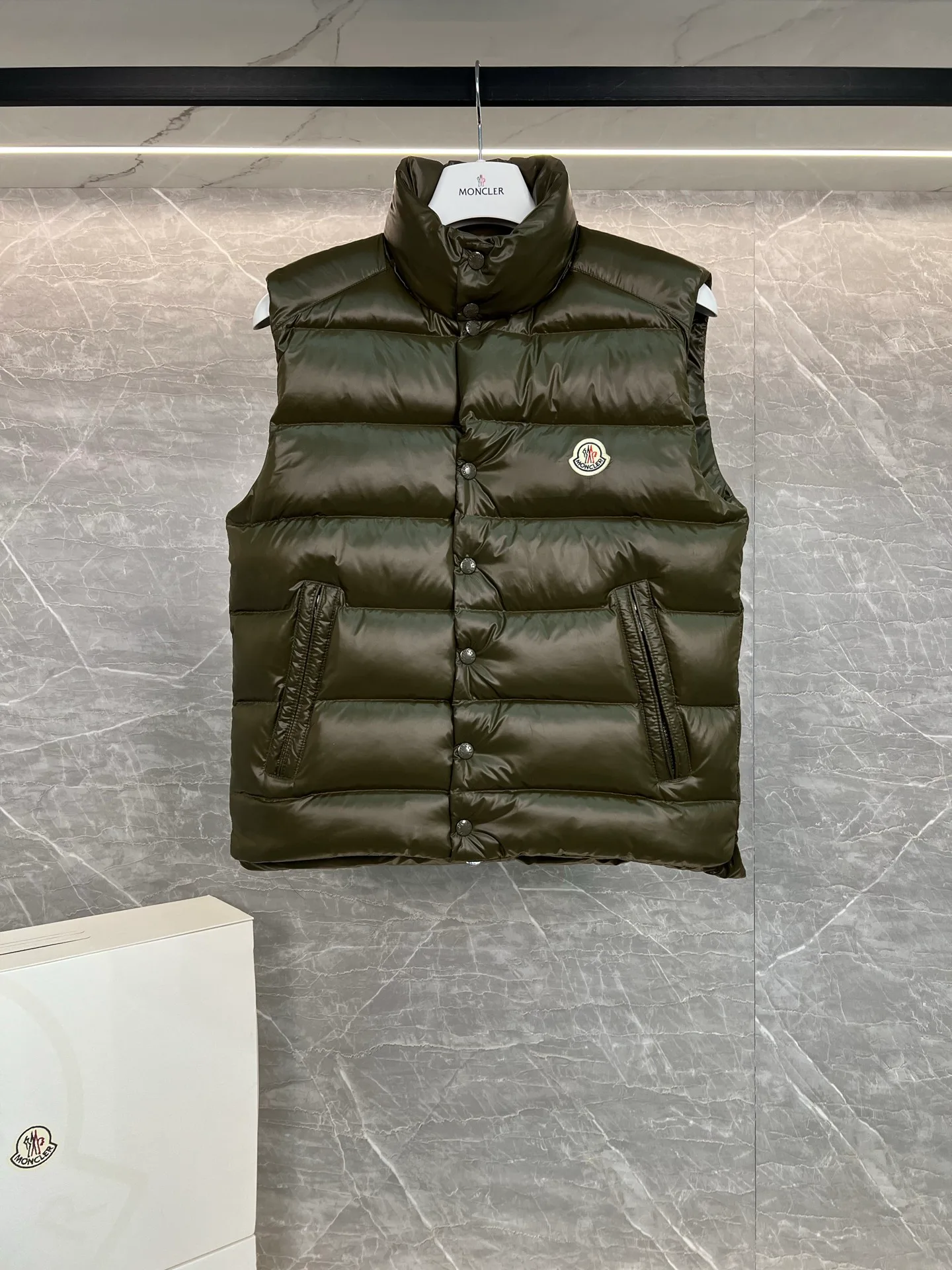 Жилеты Мужские Moncler 1845737