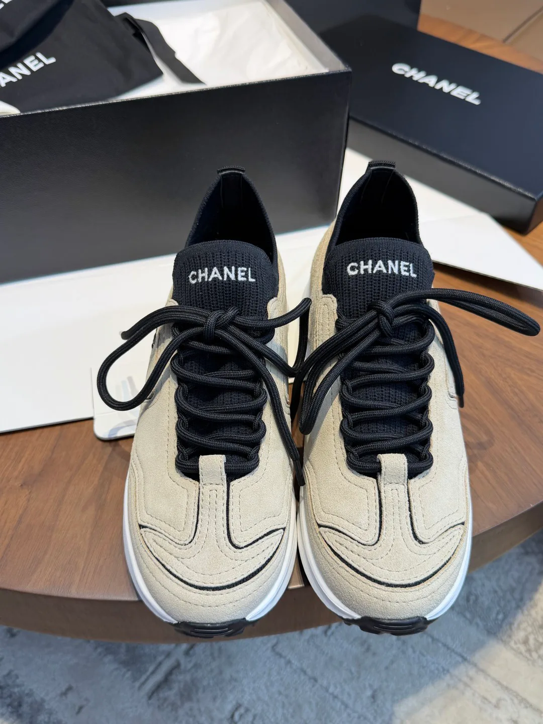 Кроссовки Женские Chanel 18067104