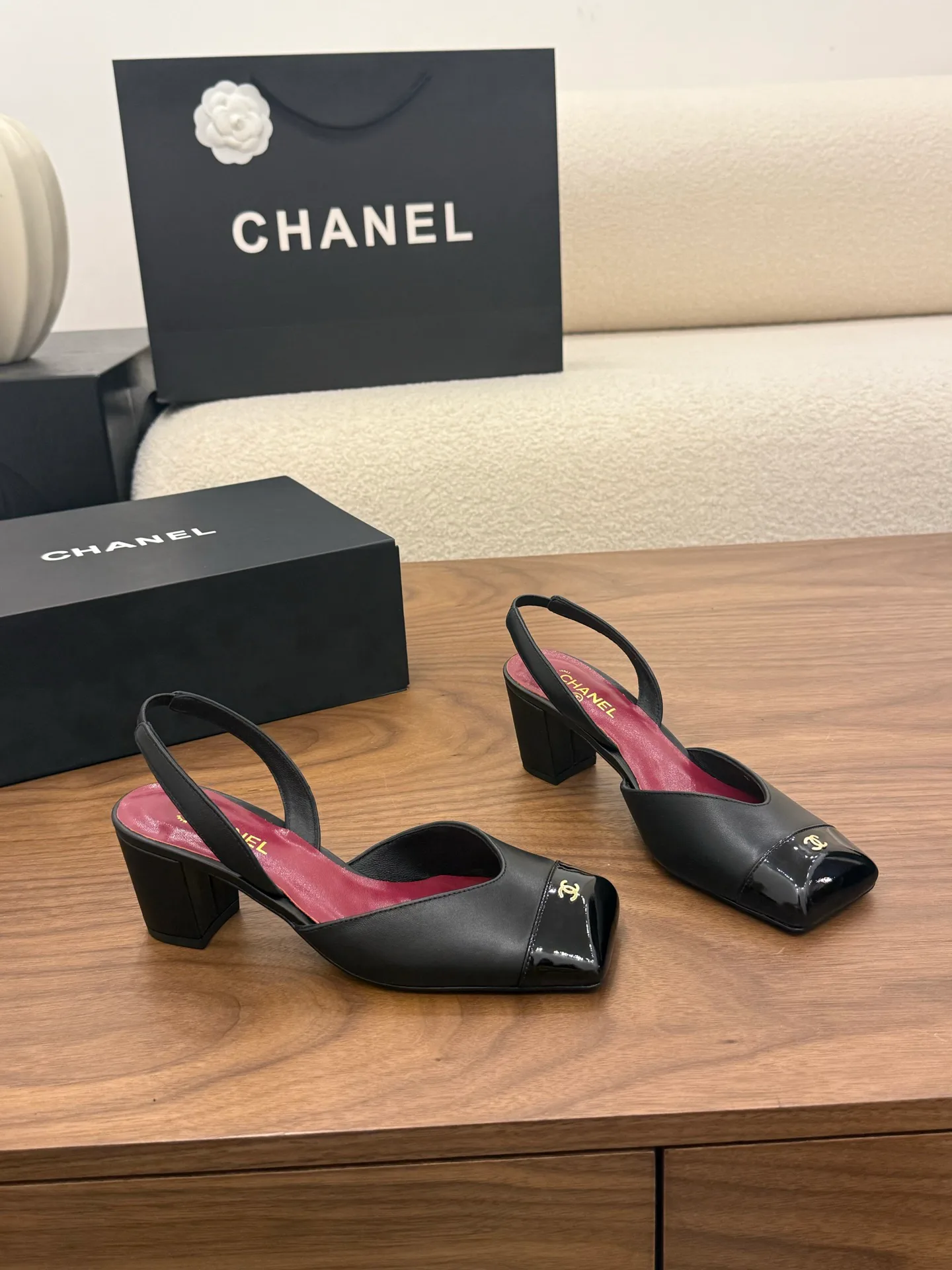 Туфли Женские Chanel 13444907