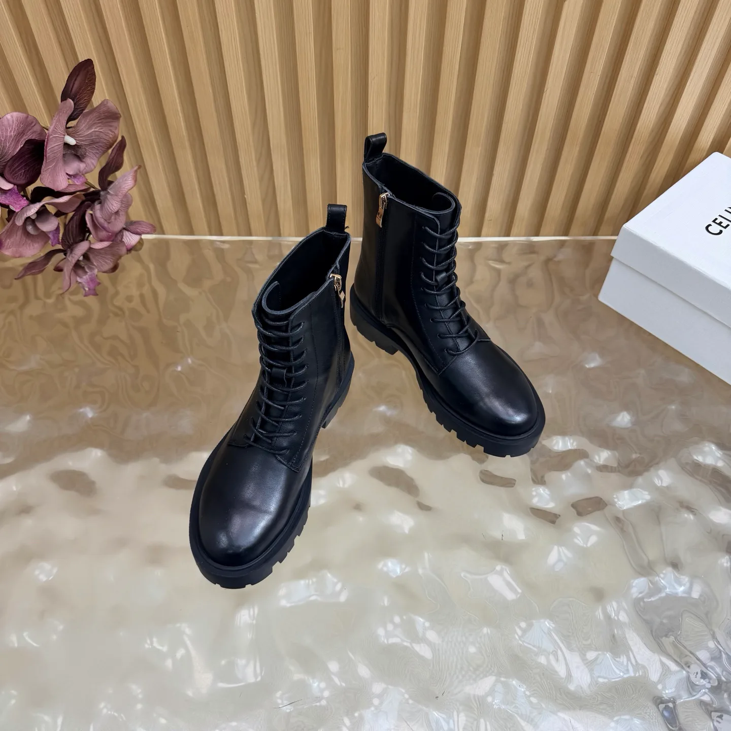 Ботинки Женские Celine 18235175