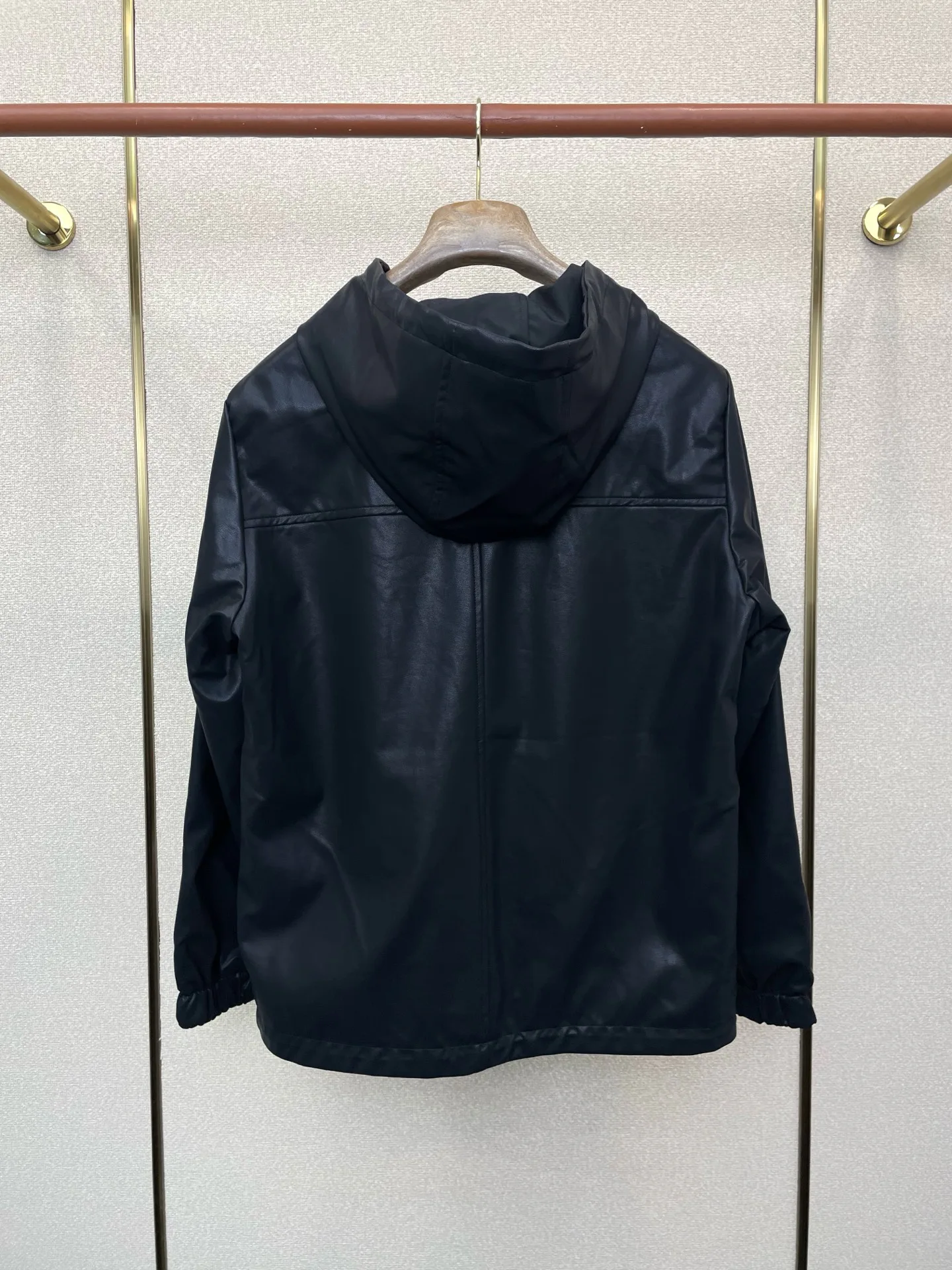 Кожаные Куртки И Дублёнки Мужские Prada 11523356