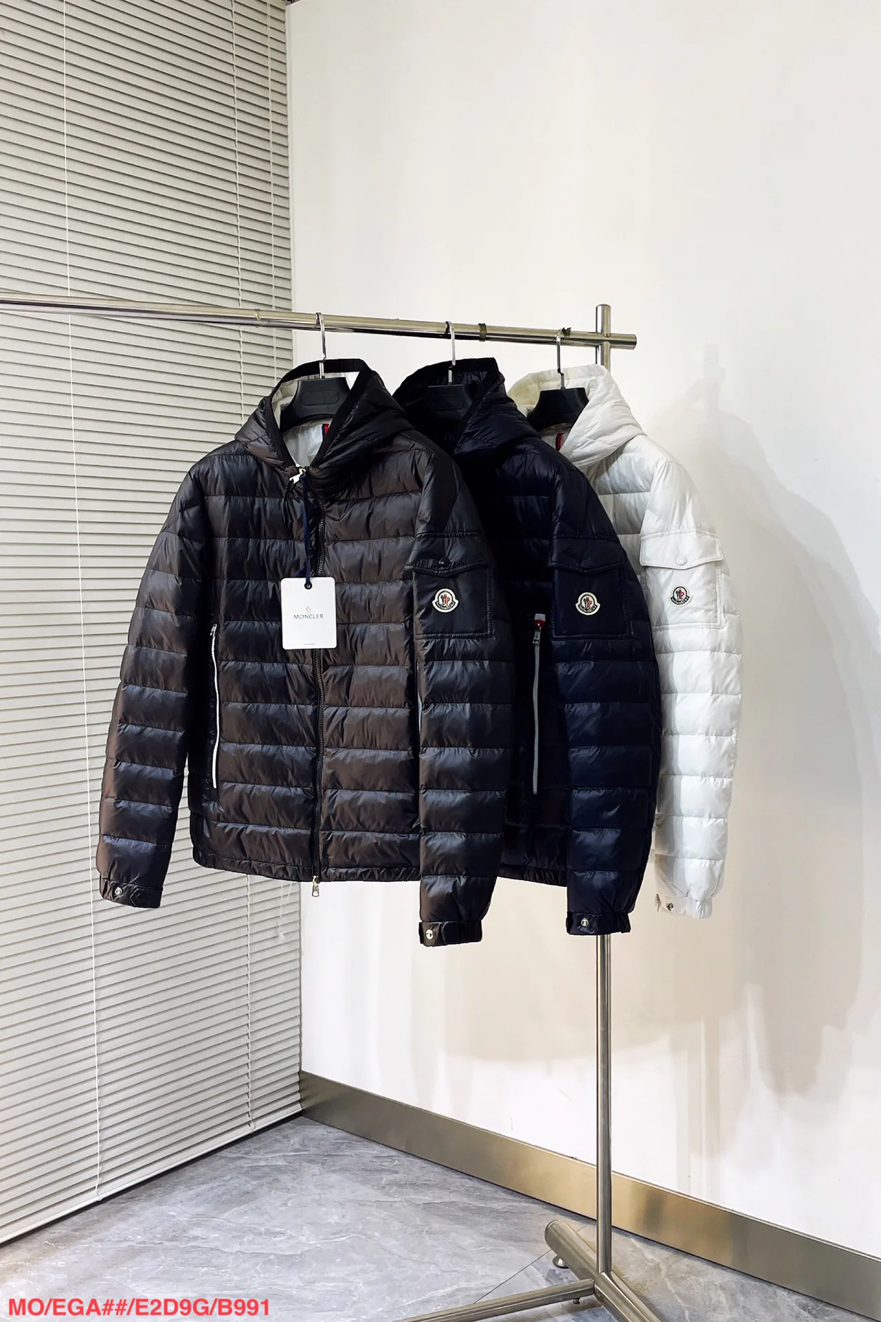 Куртки И Пуховики Мужские Moncler 273148