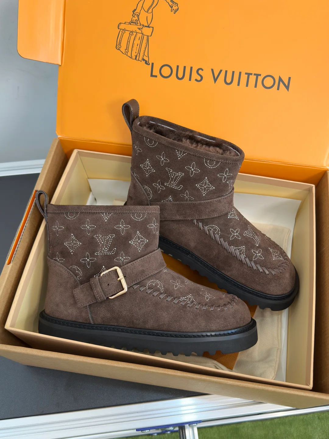 Угги Женские Louis Vuitton 19175730