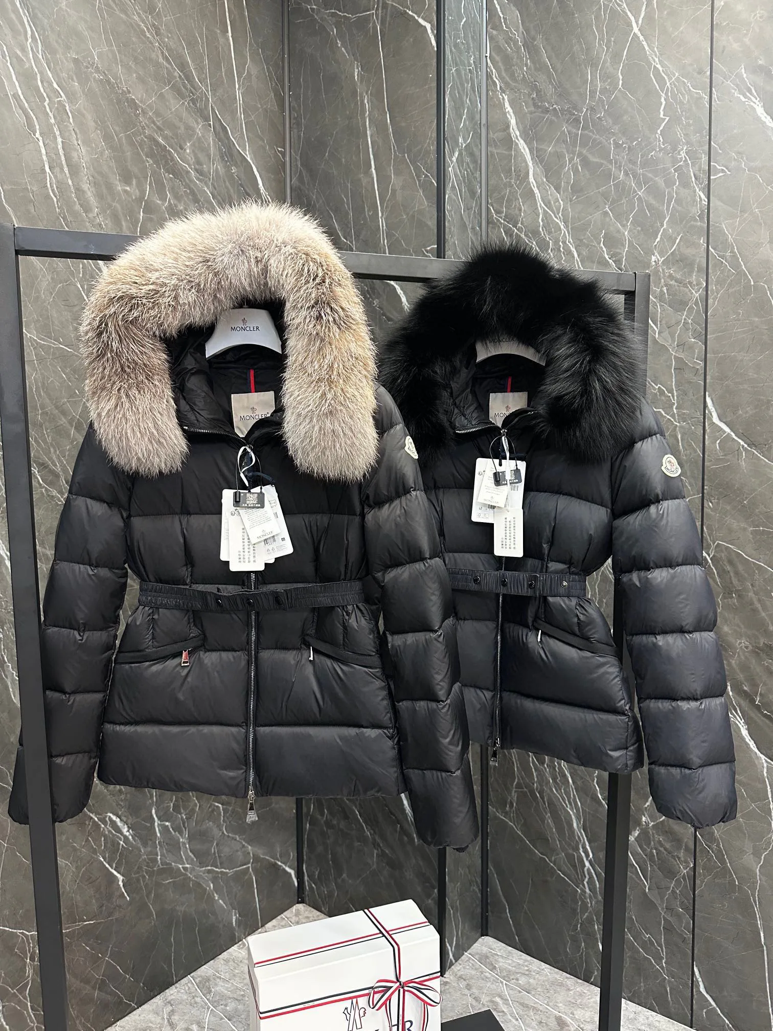 Куртки И Пуховики Женские Moncler 18130061