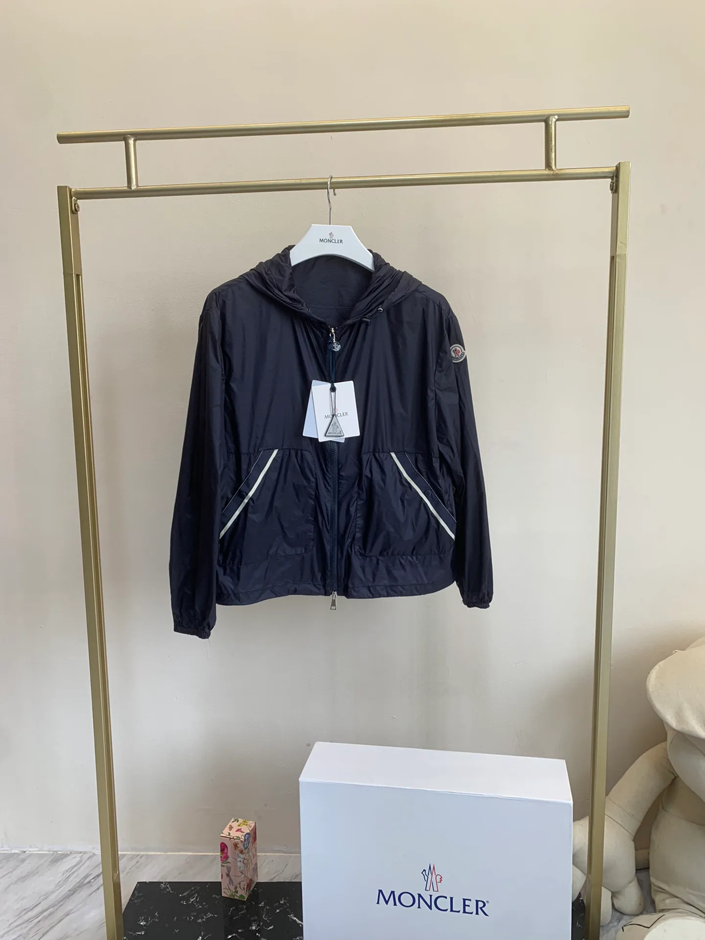 Куртки И Пуховики Женские Moncler 11479461