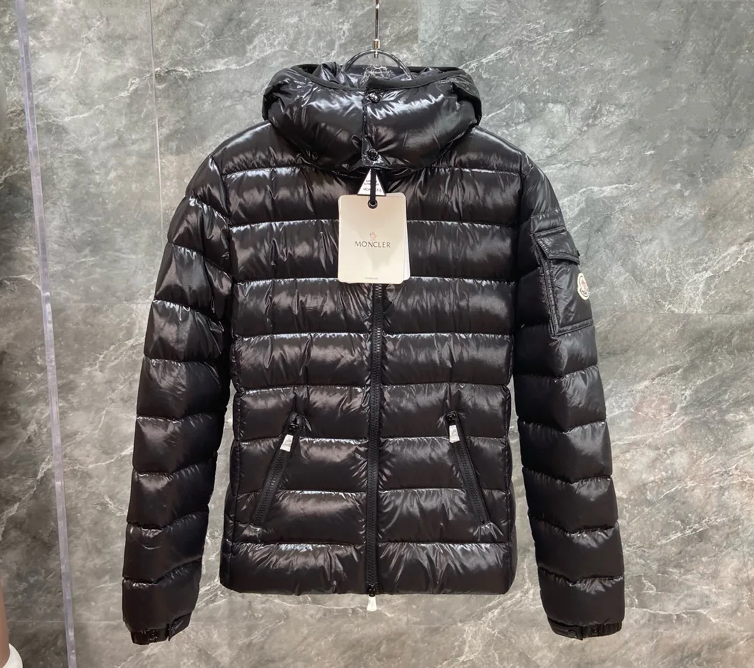 Куртки И Пуховики Женские Moncler 18184473