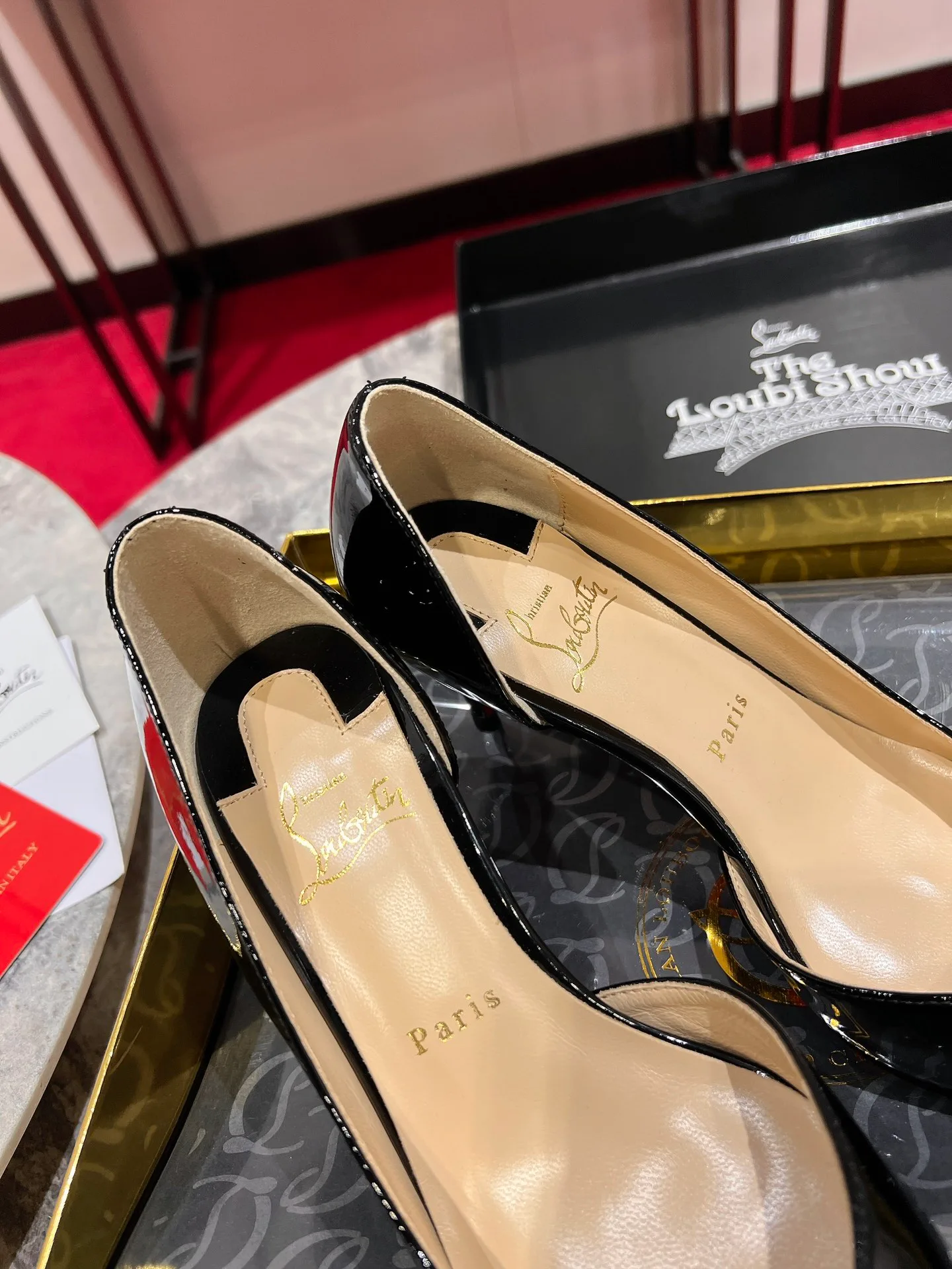 Туфли Женские Christian Louboutin 21629