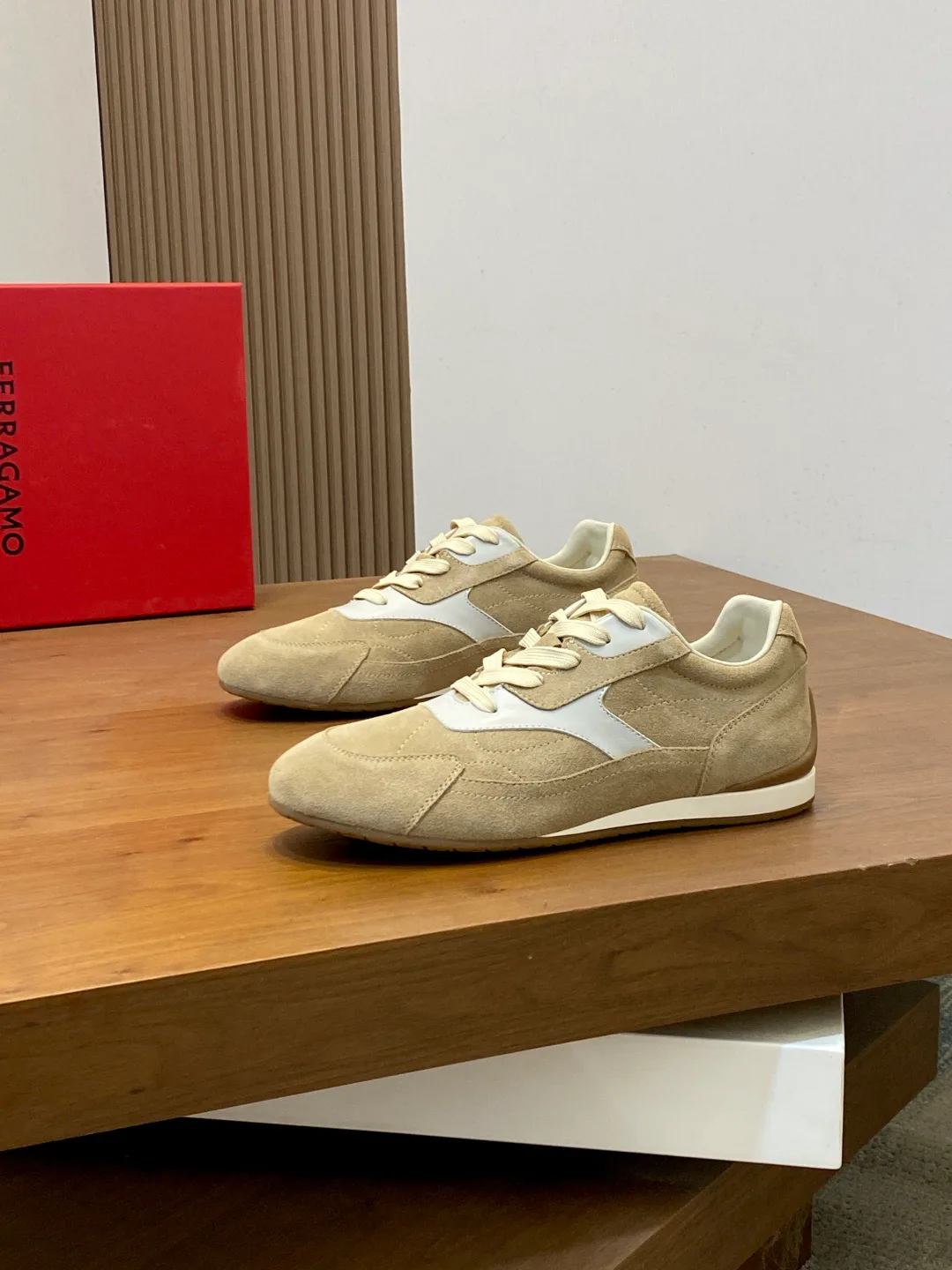 Кроссовки Мужские Salvatore Ferragamo 19458702