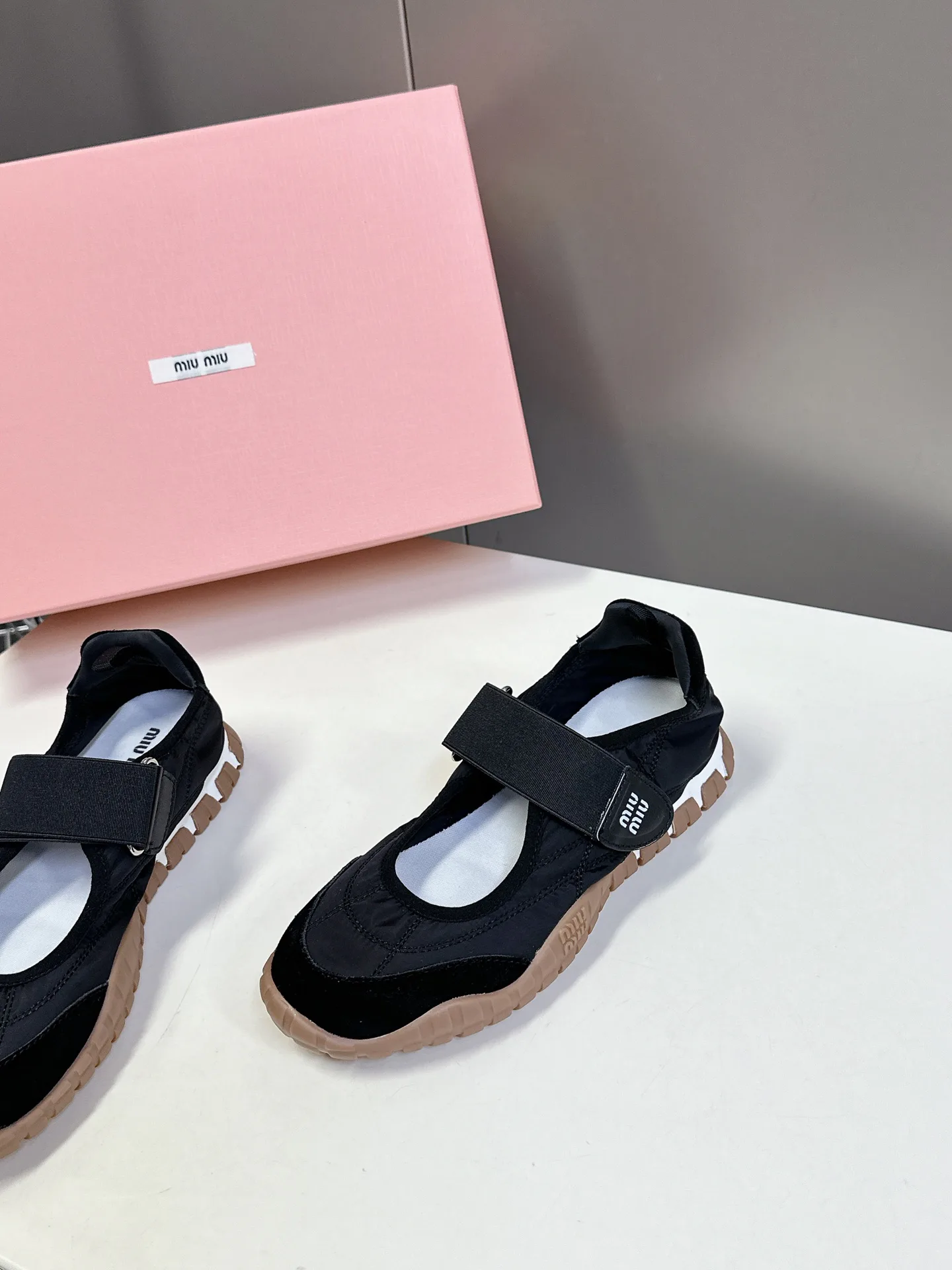 Кроссовки Женские Miu Miu 68408