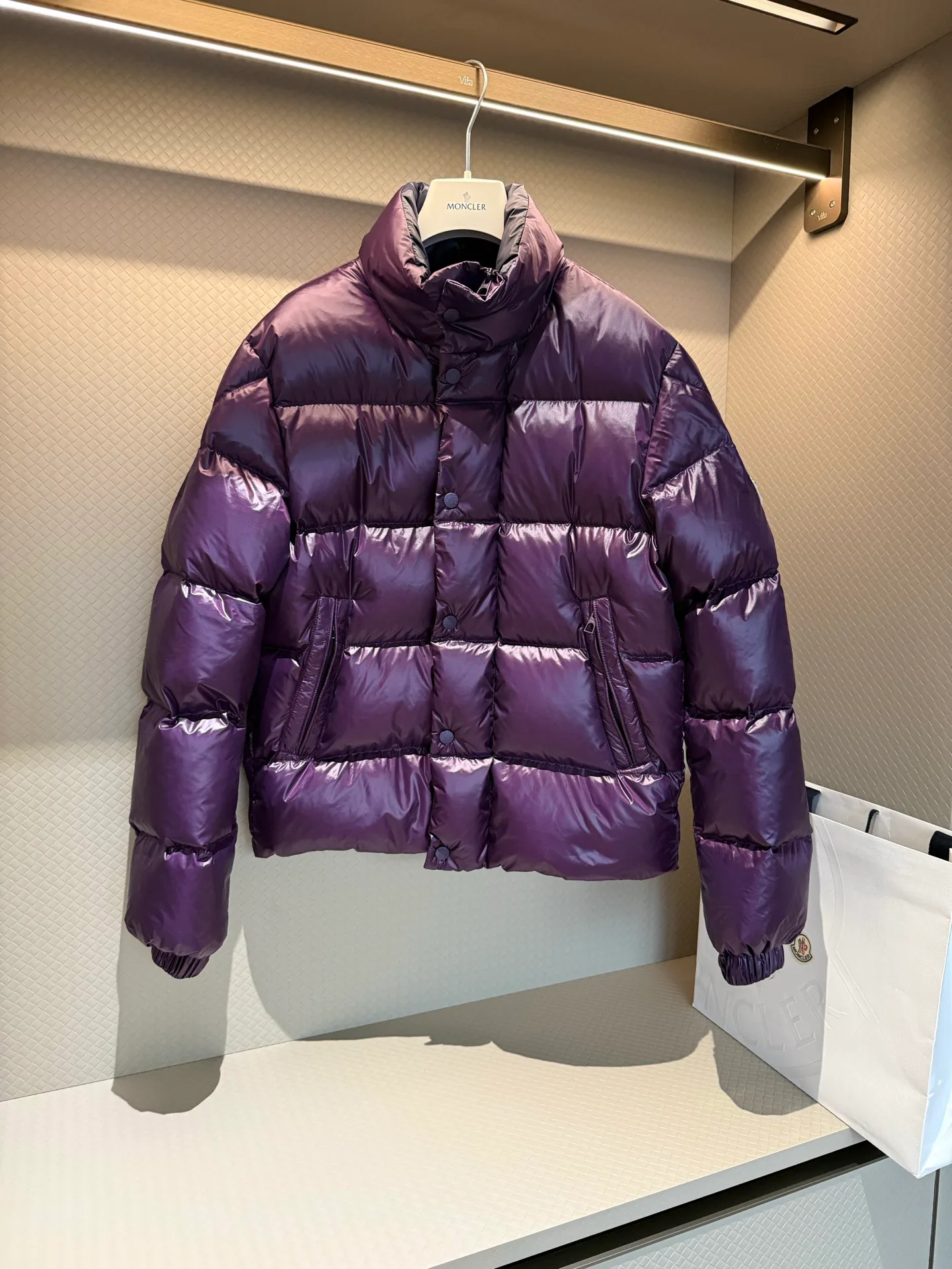 Куртки И Пуховики Женские Moncler 18956291