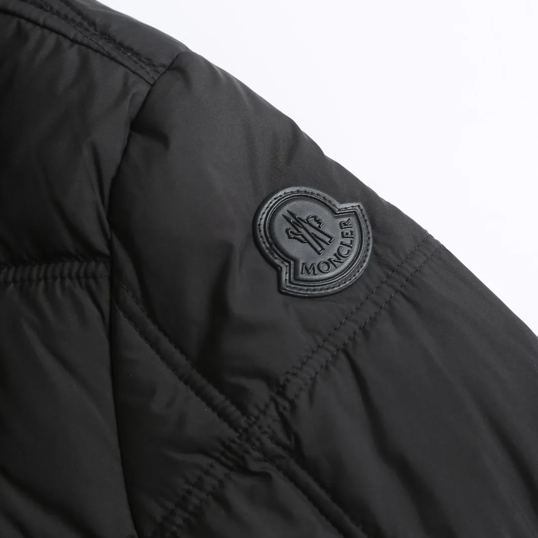 Куртки И Пуховики Женские Moncler 18022530