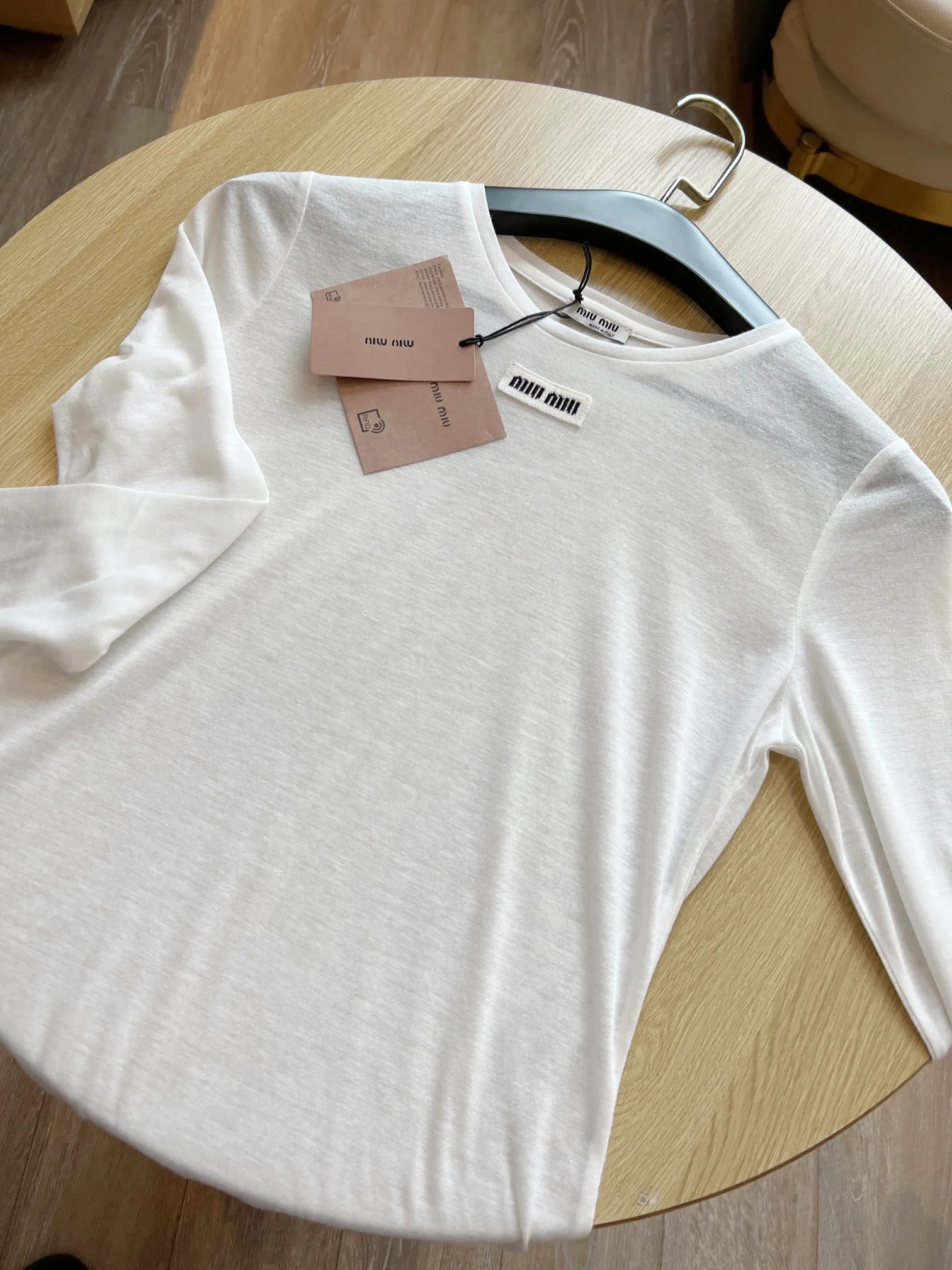 Футболки Женские Miu Miu 24038