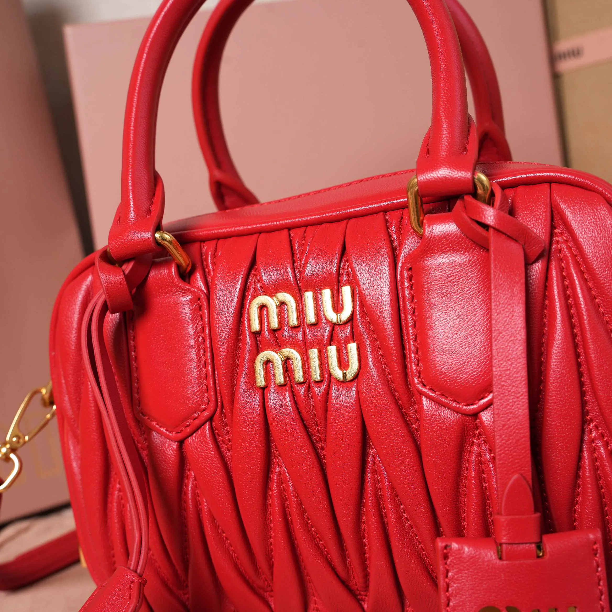 Классические Сумки Женские Miu Miu 11402740