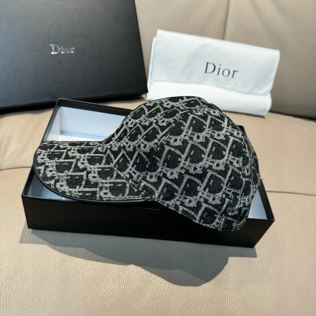 Головные Уборы Christian Dior 18105248