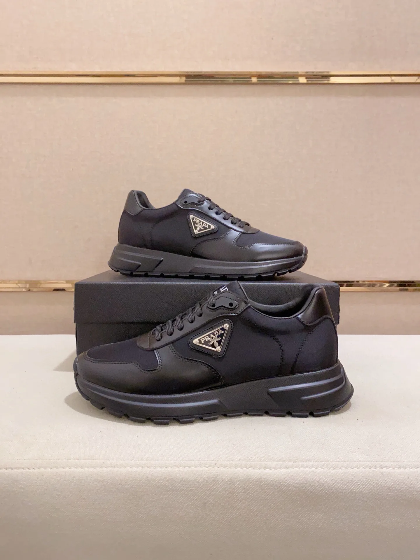Кроссовки Мужские Prada 19414518