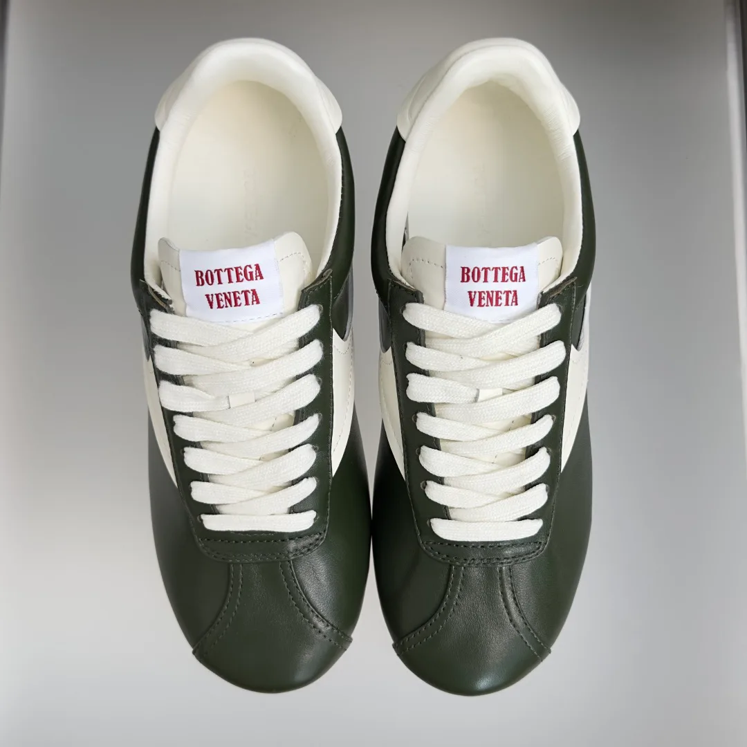 Кроссовки Женские Bottega Veneta 18125569