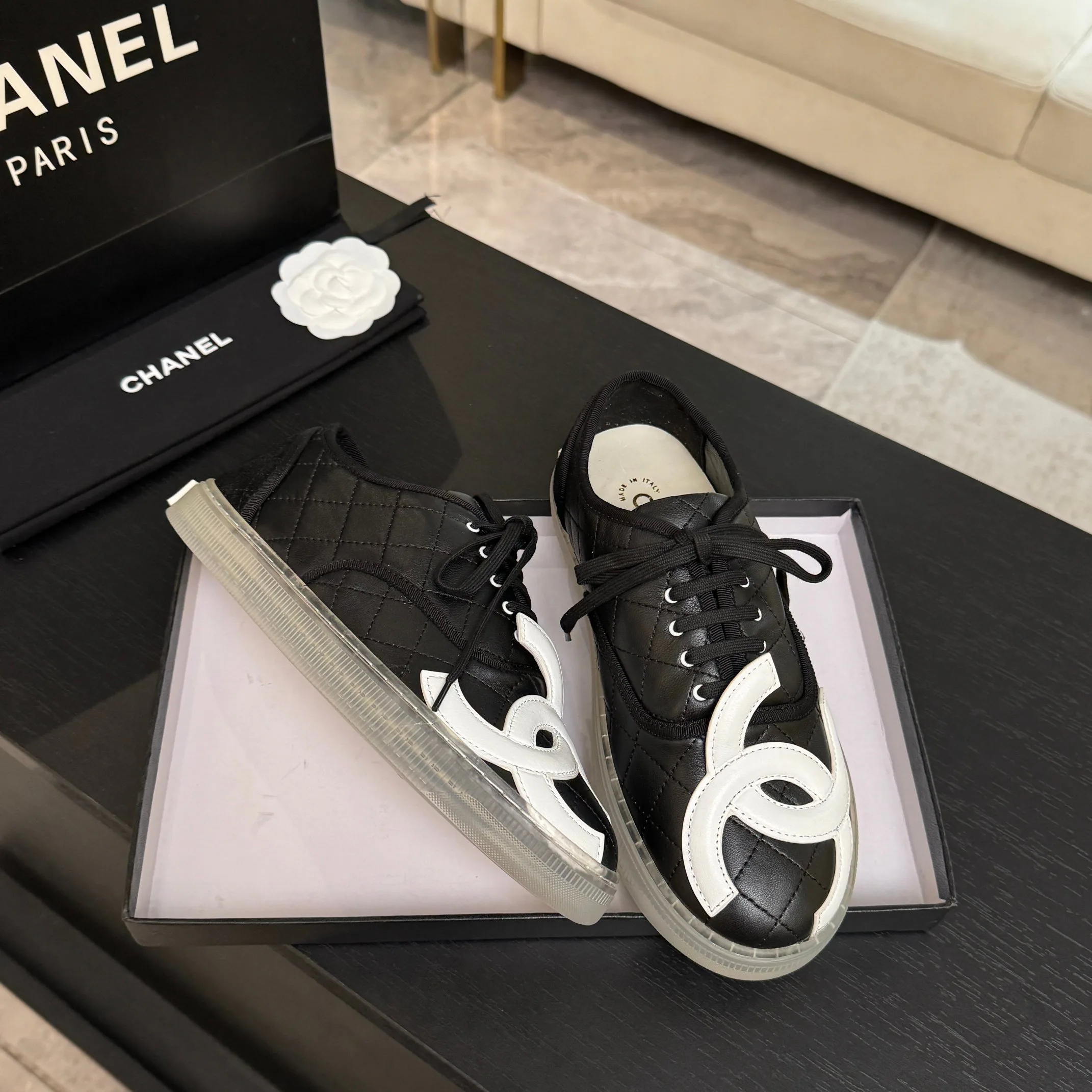 Кроссовки Женские Chanel 18738197